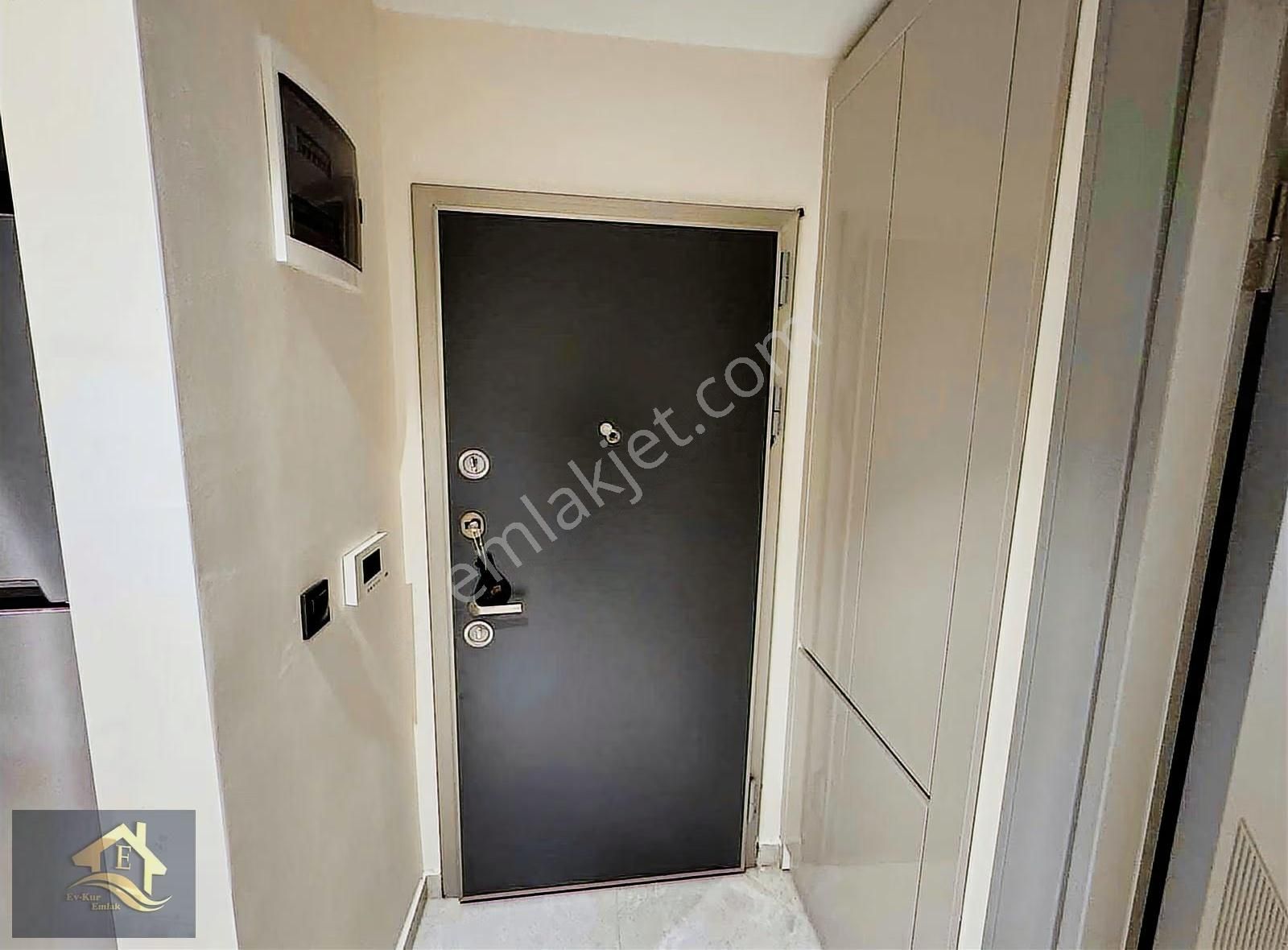 Kuşadası'nda Full Eşyalı Ayrı Mutfak Ebeveyn Banyolu 2+1 Daire - Görsel 20