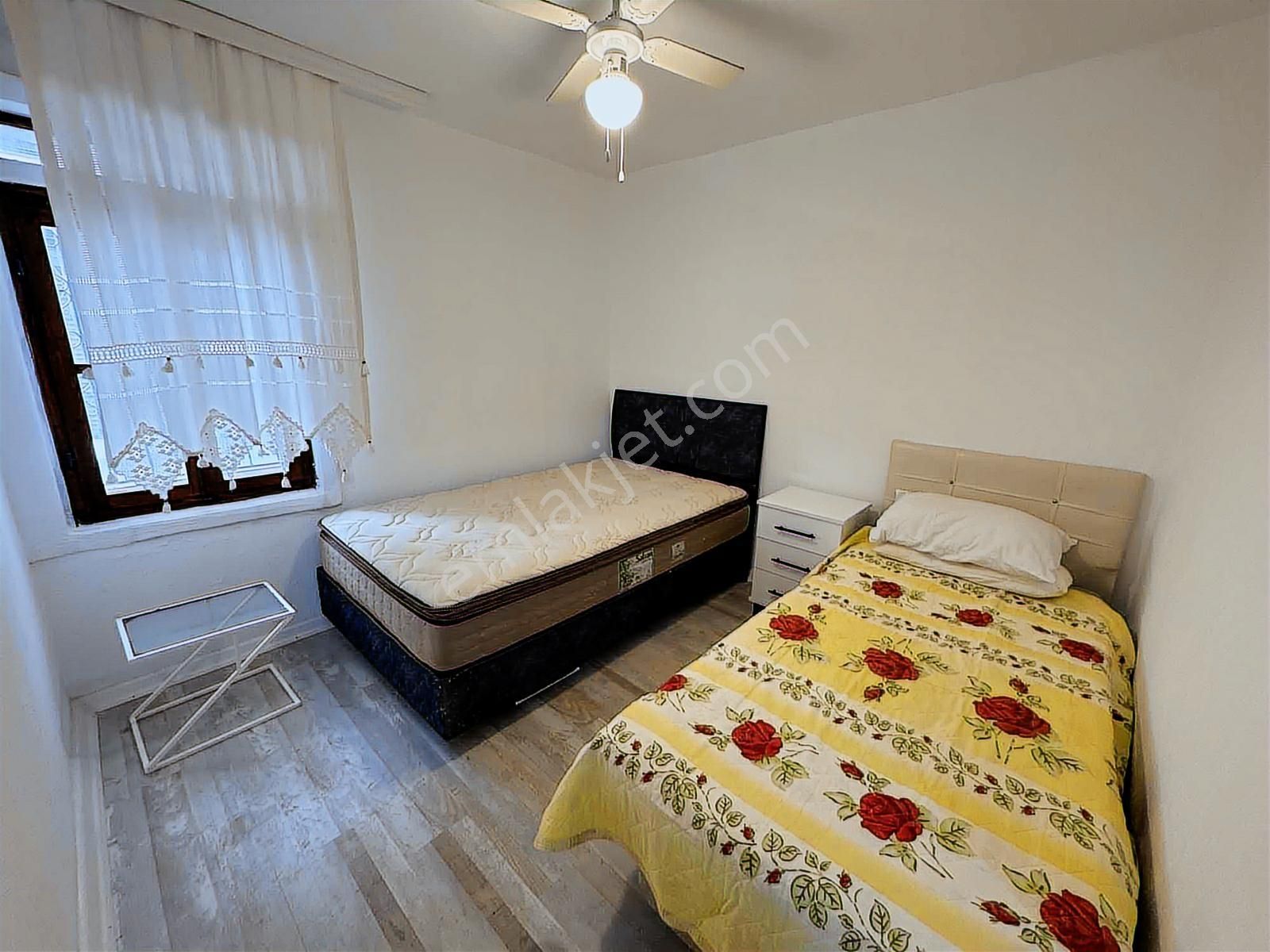 Bodrum Bağla Bankev`de Denize Yakın Bahçeli 3+1 Eşyalı Kiralık - Görsel 3