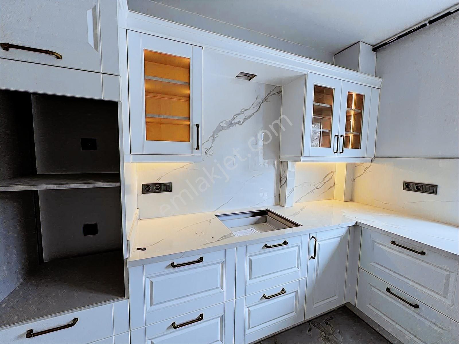 (videolu Tanıtım ) Çengelköy De Butik Sitede 4+1 Satılık Daire - Görsel 5