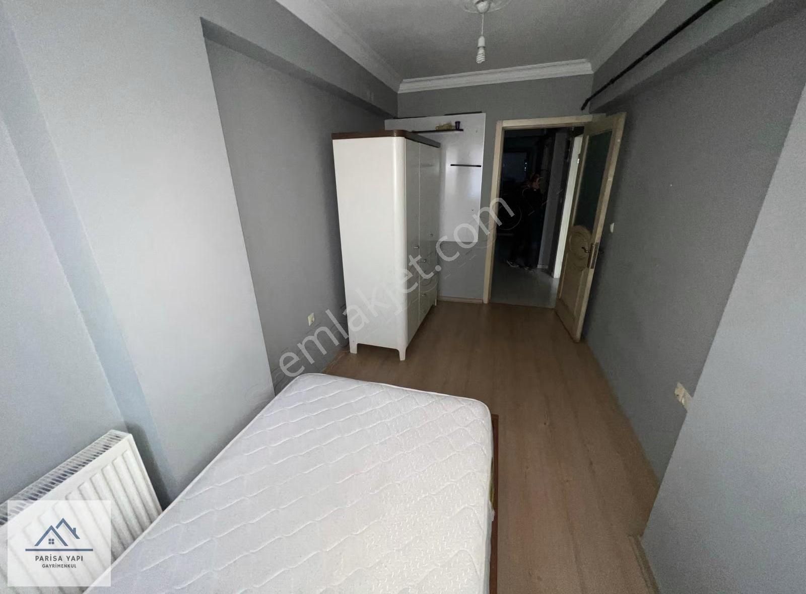 Parisa'dan Buca Batı Çıkışında D.gazlı Arakat Balkonlu Kirlık2+1 - Görsel 13