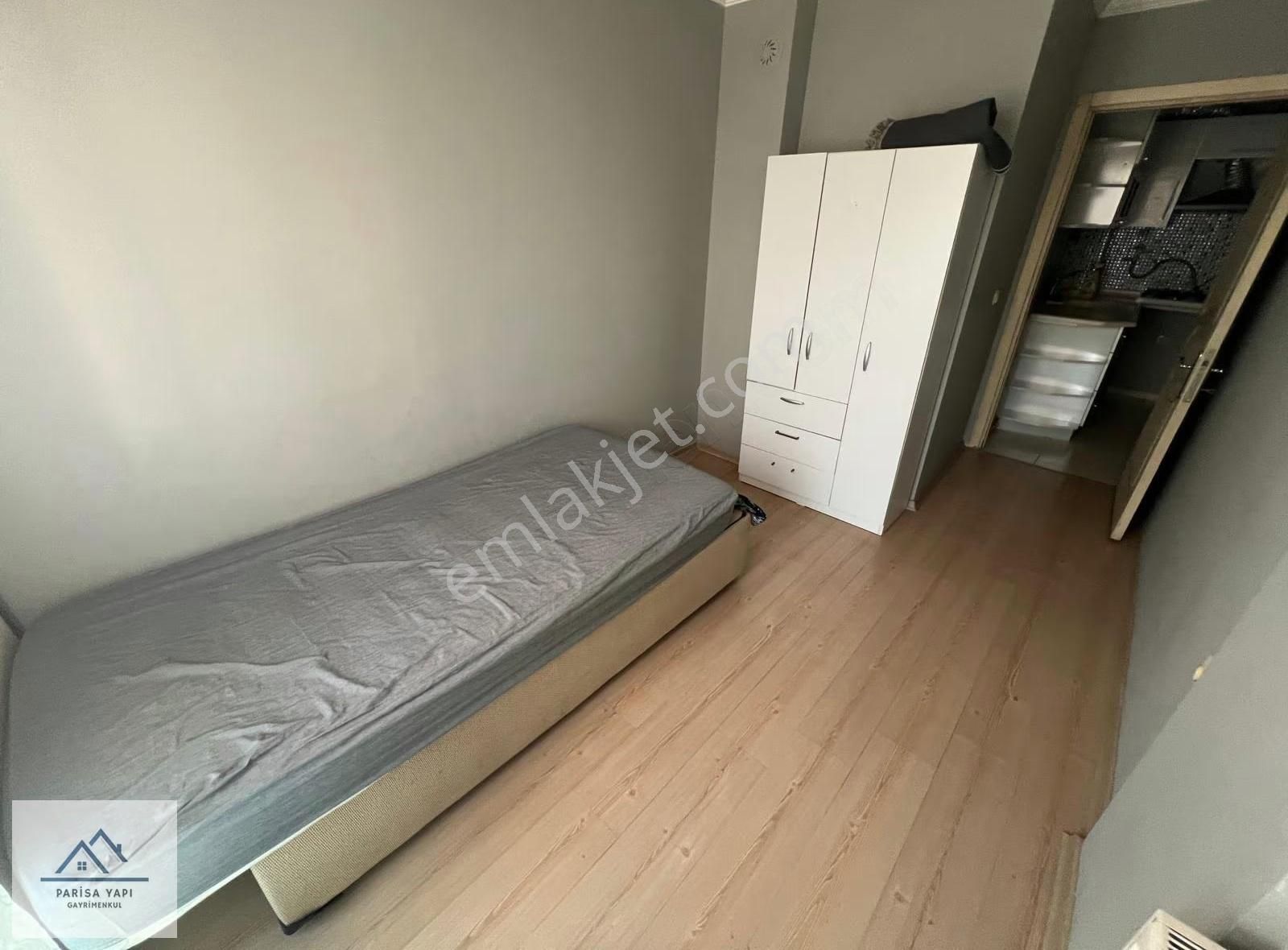 Parisa'dan Buca Batı Çıkışında D.gazlı Arakat Balkonlu Kirlık2+1 - Görsel 4