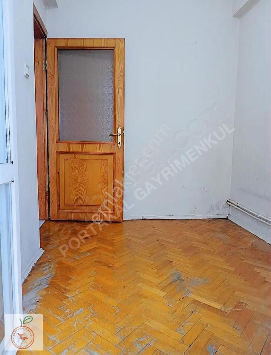 Üsküdar Selimiyede 2+1 Satılık Harika Konumda Daire - Görsel 8