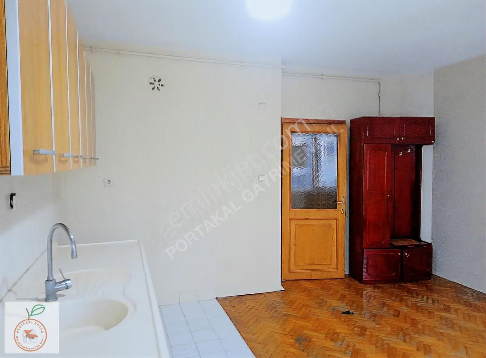 Üsküdar Selimiyede 2+1 Satılık Harika Konumda Daire - Görsel 10