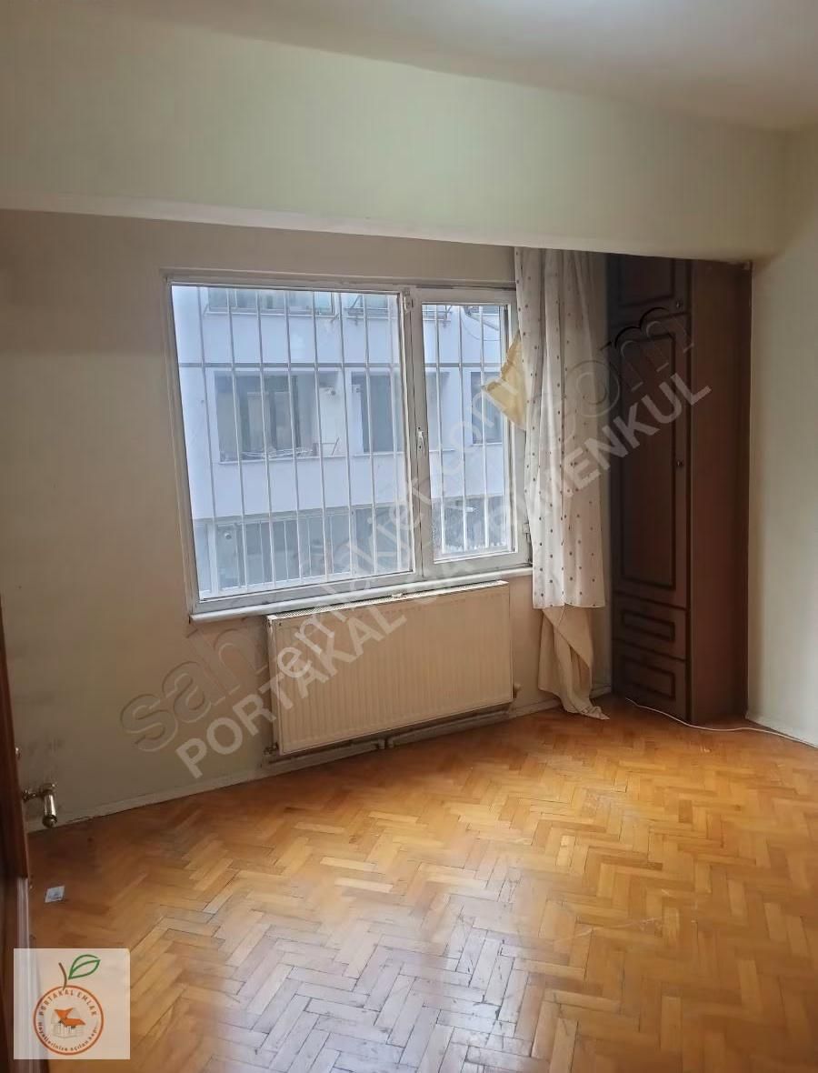 Üsküdar Selimiyede 2+1 Satılık Harika Konumda Daire - Görsel 11