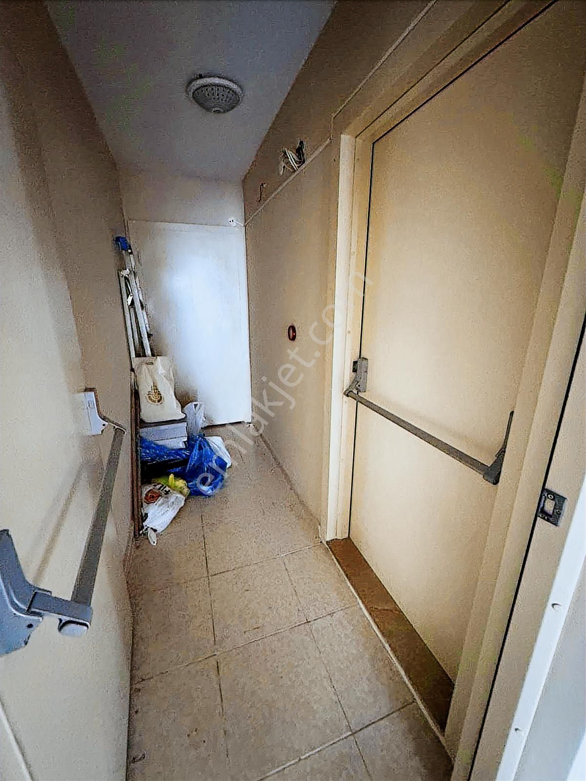 Nadir Bulunur Ferah Ve Genişlik Butik Site Ara Kt 2+1 Boş Daire - Görsel 27