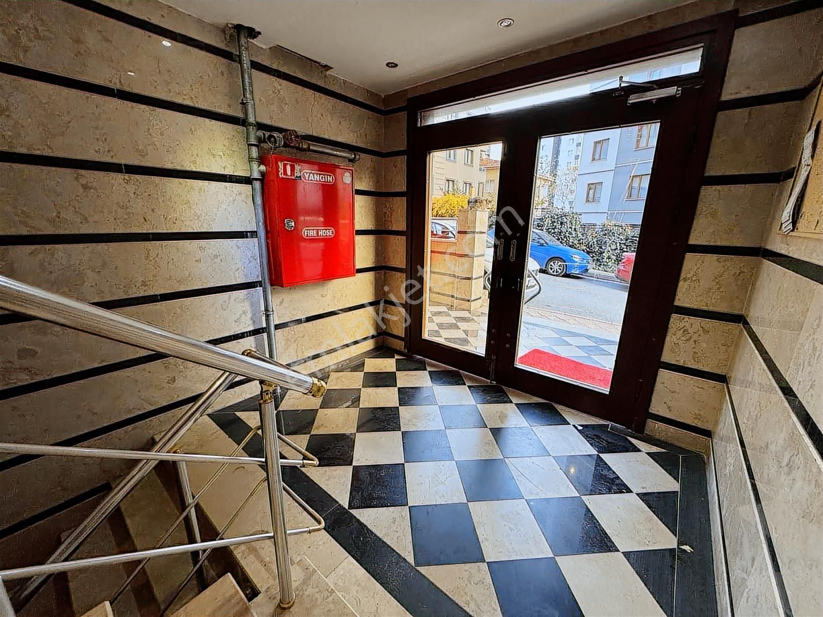 Nadir Bulunur Ferah Ve Genişlik Butik Site Ara Kt 2+1 Boş Daire - Görsel 12