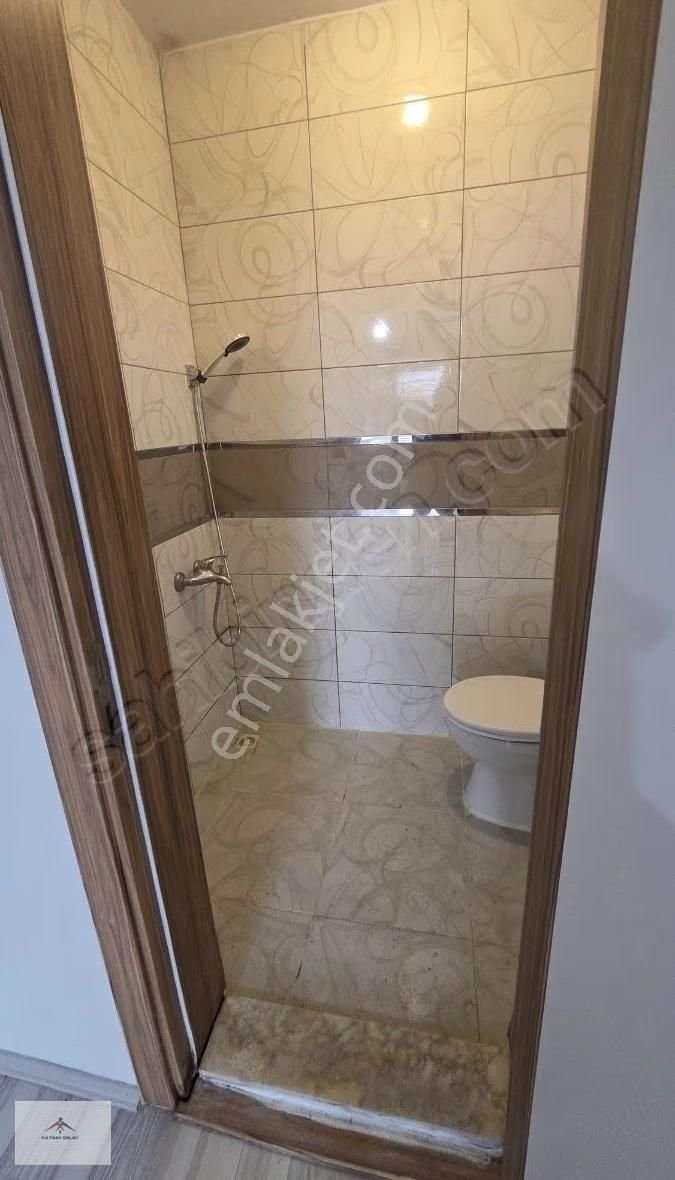 Ebebeyn Banyolu 135 M2 3+1 Oda Balkonlar Kapalı - Görsel 5