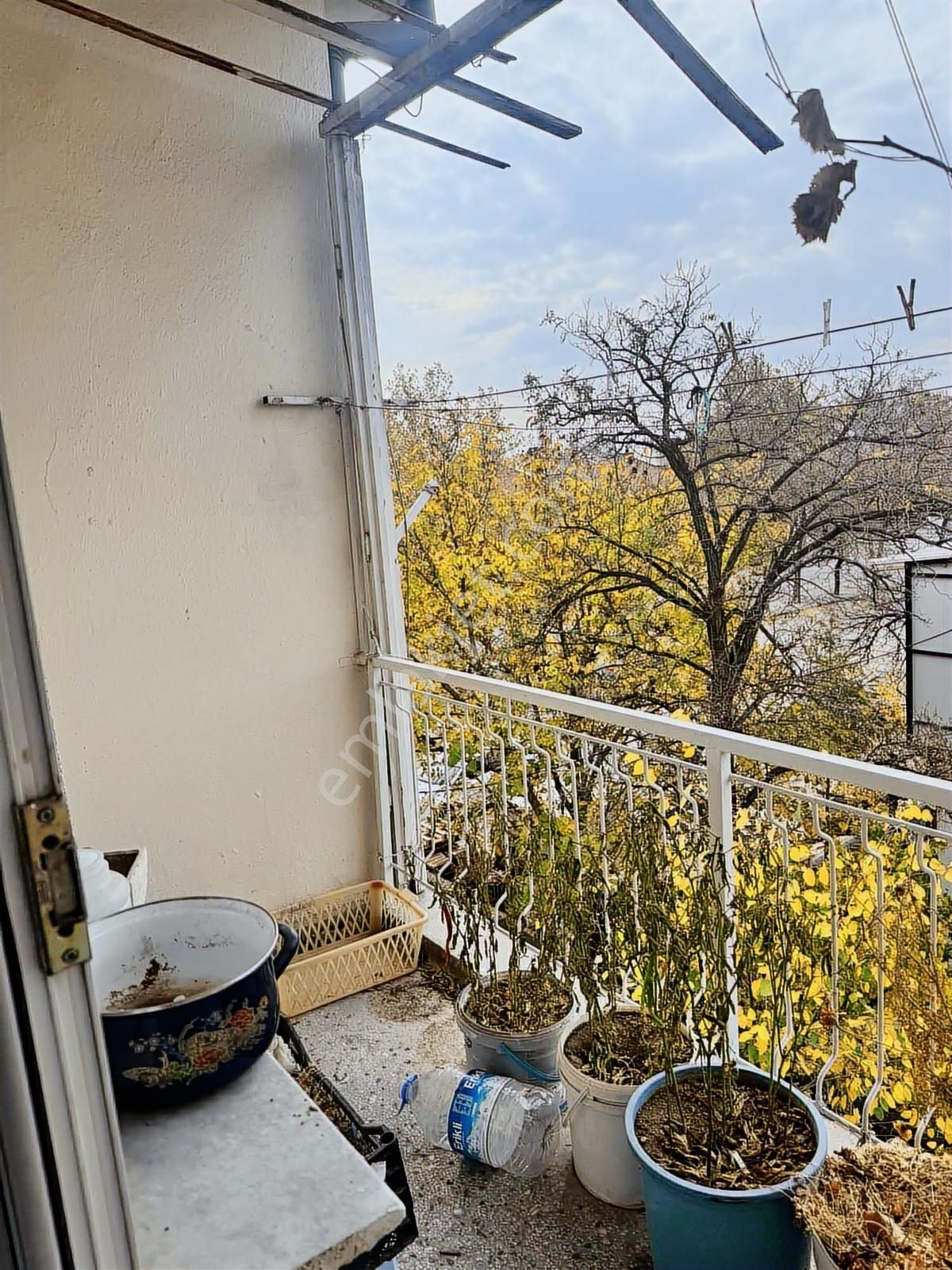 Cumhuriyet Mahallesinde Hesaplı 3+1 - Görsel 17