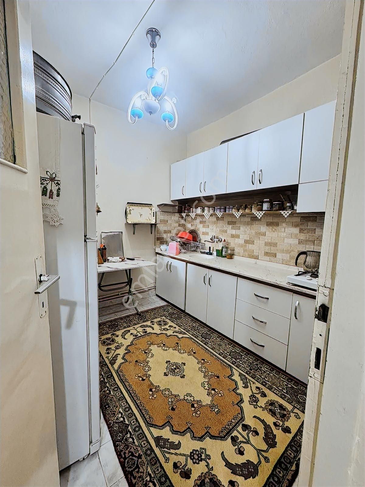 Cumhuriyet Mahallesinde Hesaplı 3+1 - Görsel 6