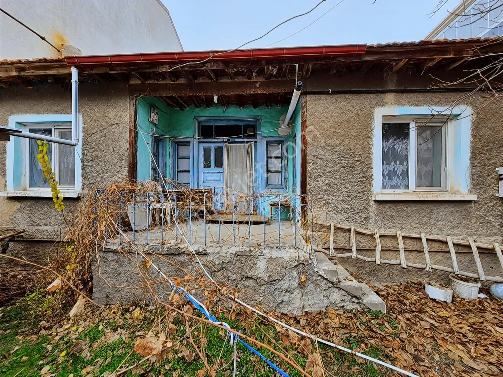 İlbey // Kurtuluş Mah. Yener Sok' Ta 370 M² Arsalı Müstakil Ev - Görsel 5