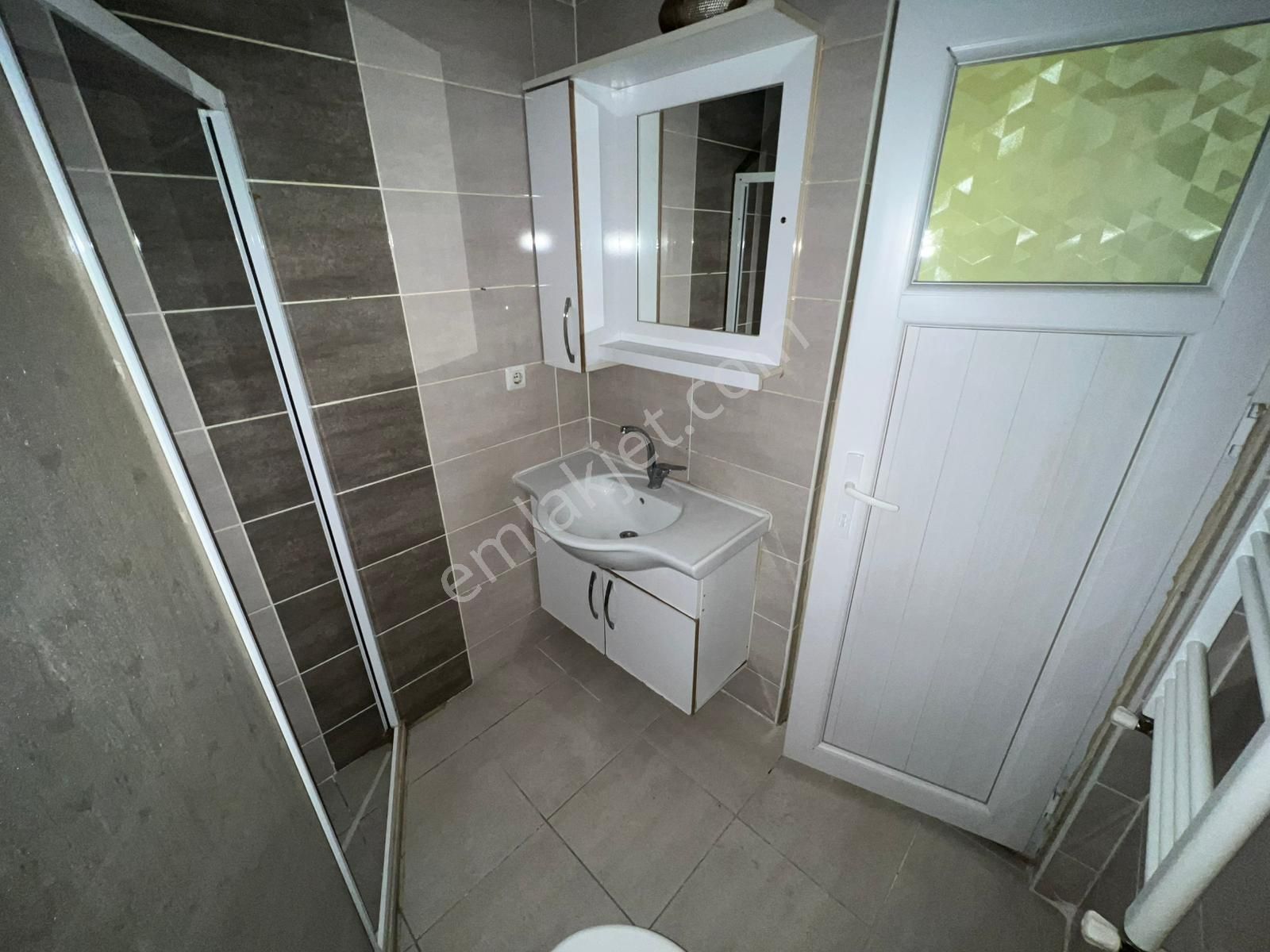 Arve'den Barış Mh'de Gmk Ve Çarşıya Yakın Kiralık 2+1 Daire - Görsel 13