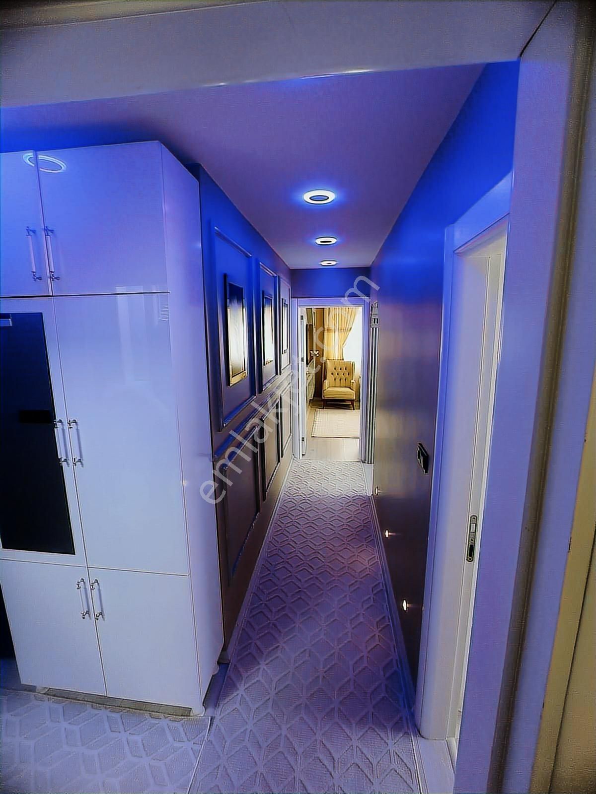 Zorlu'da Sofudede Mah. Müstakil Geniş Oturumlu 2+1 Kapalı Mutfak