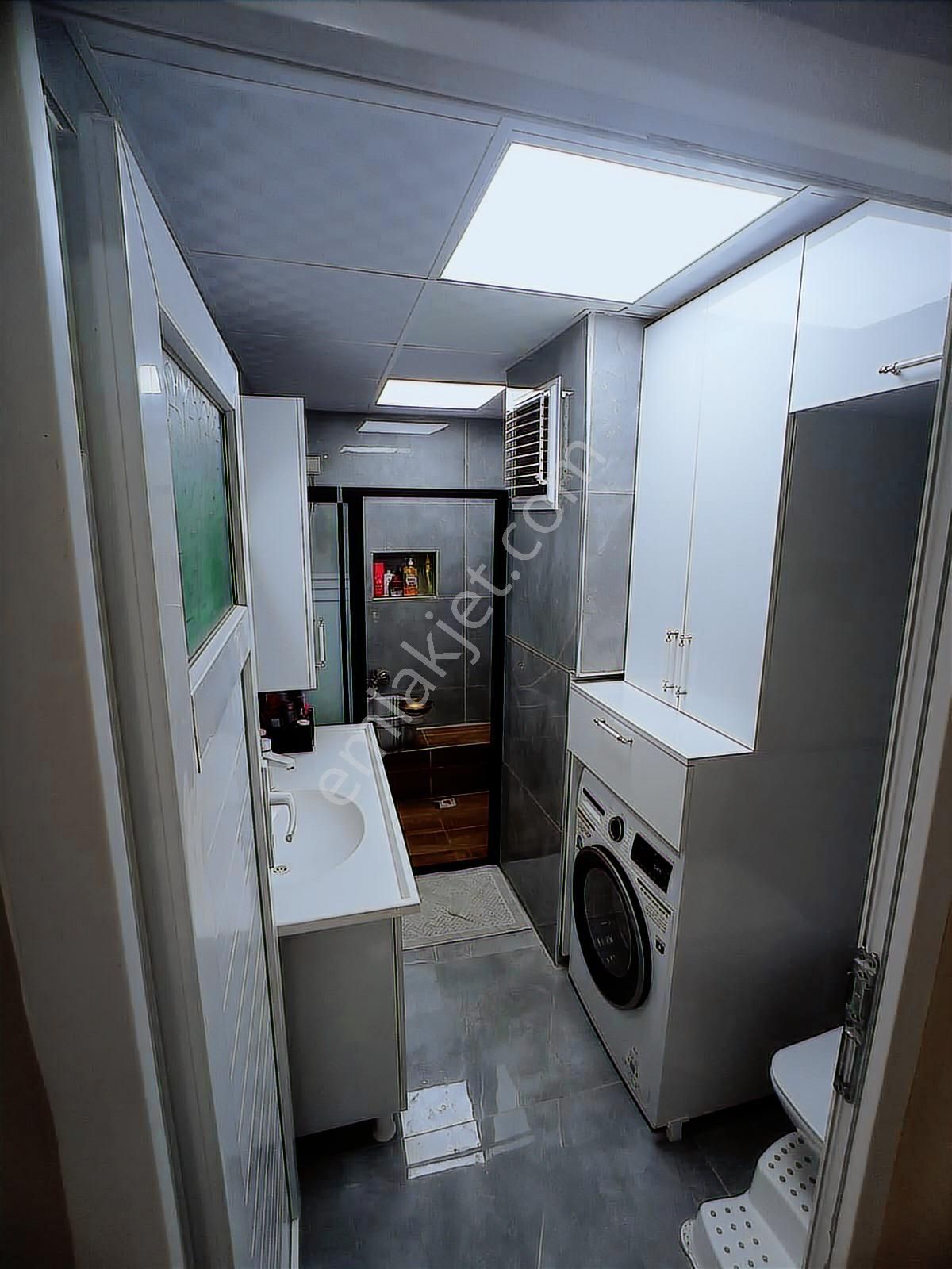 Zorlu'da Sofudede Mah. Müstakil Geniş Oturumlu 2+1 Kapalı Mutfak - Görsel 9