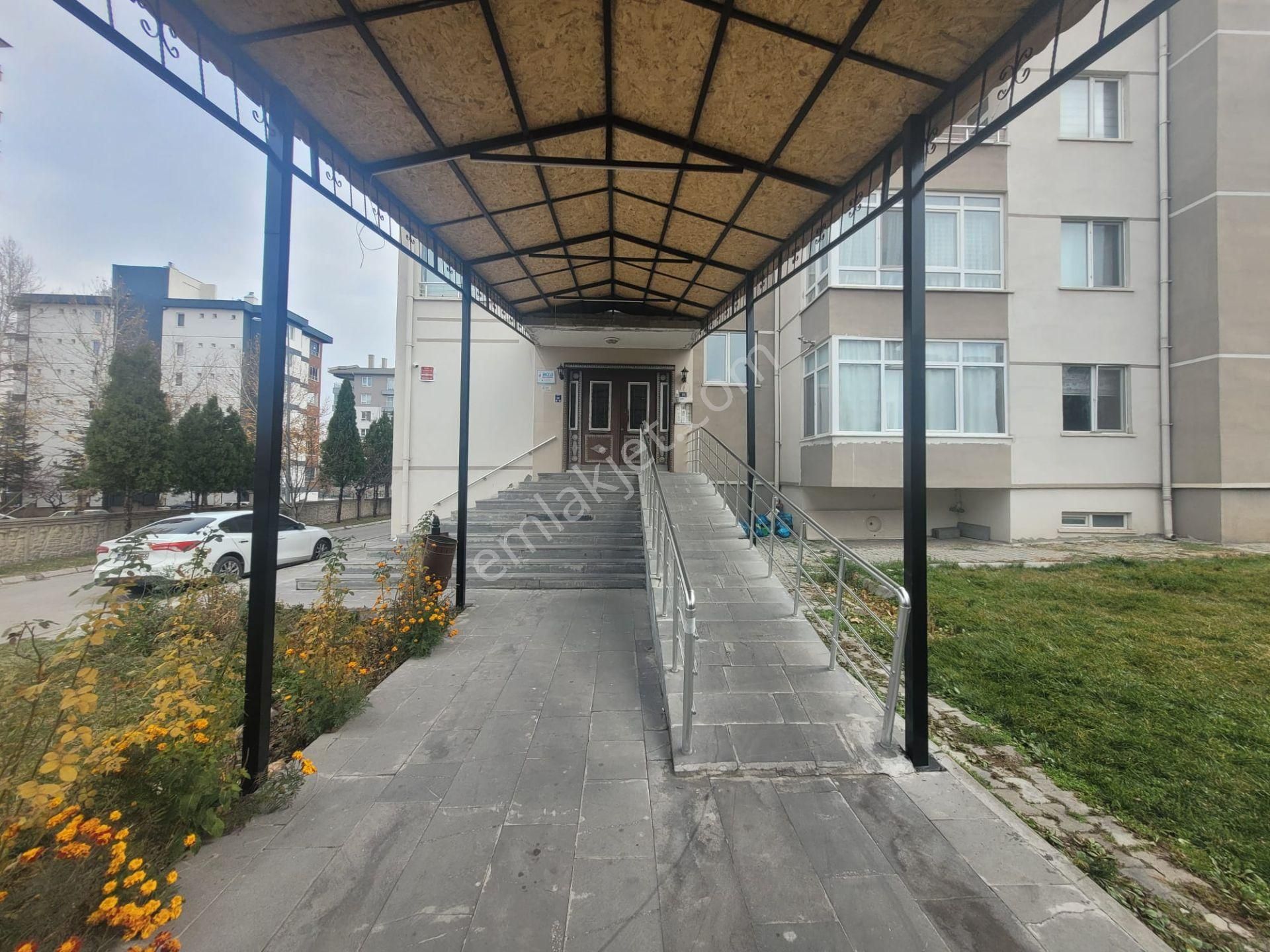 Esentepe Mahallesinde Satılık 3+1 Daire - Görsel 3