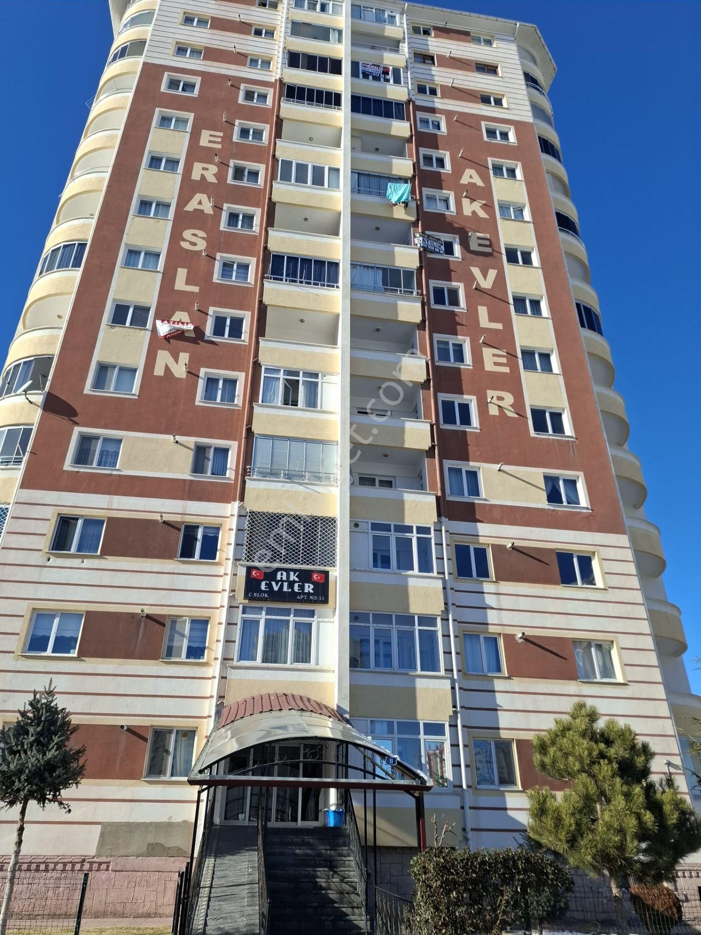 Beyazşehir Ak Evlerde Kiralık 3+1 Daire - Görsel 2