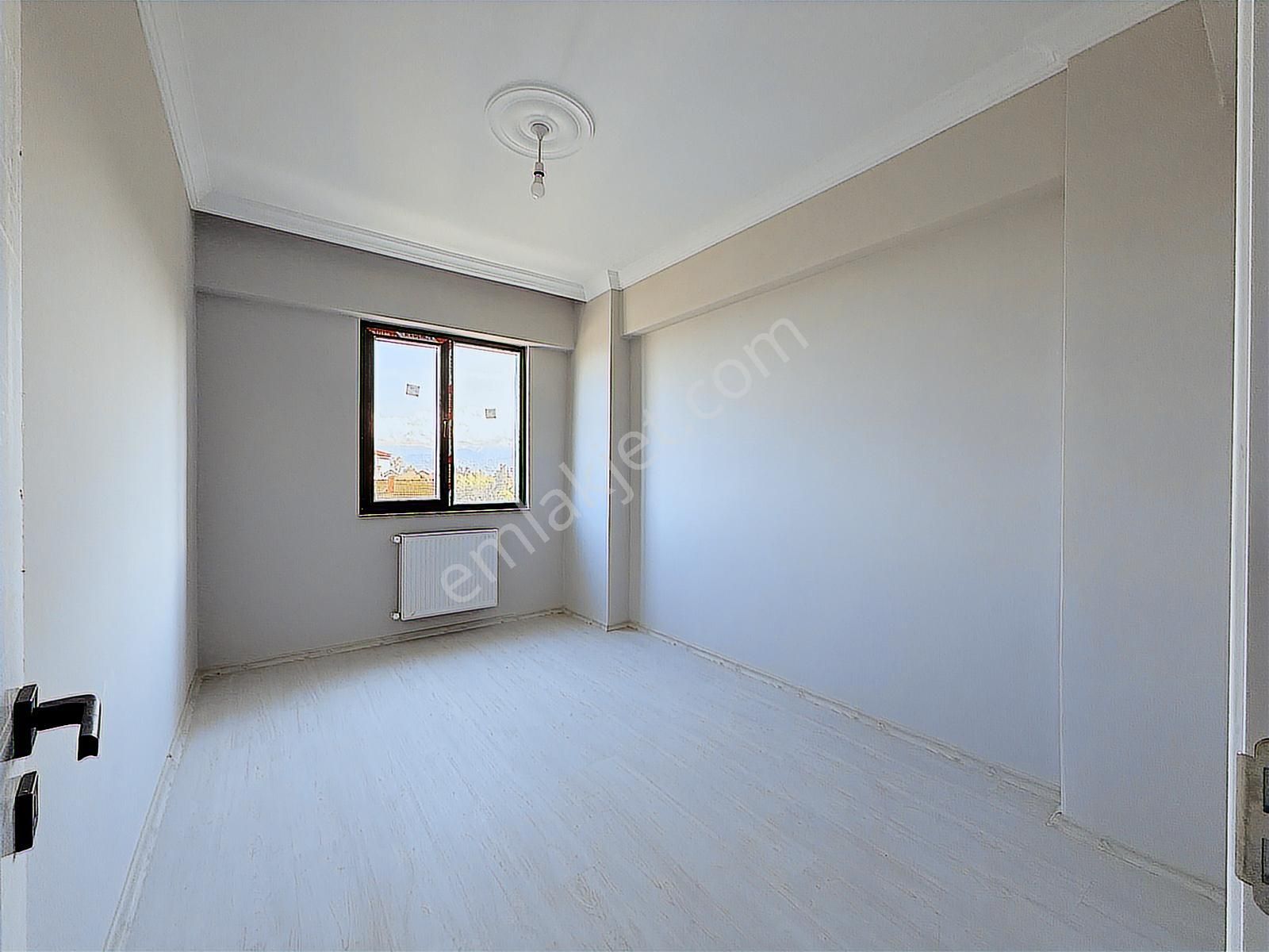 Beşikdüzü'nde Ana Yola Yakın Deniz Manzaralı 3+1 Daire | Tekce - Görsel 12