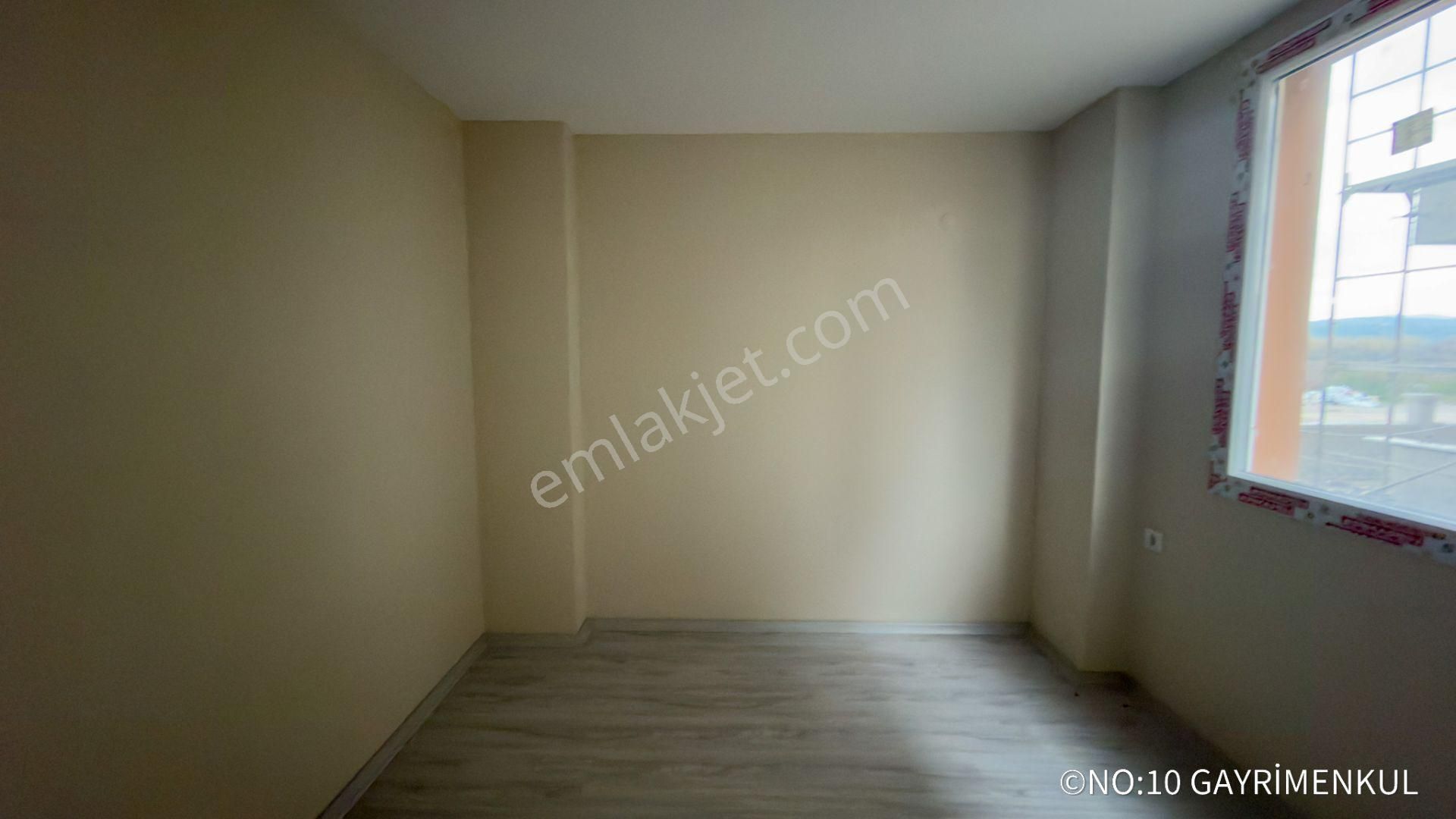 No:10 Gayrimenkul’den – Merkezi Konumda 1+1 Açık Mutfak • Yerden Isıtmalı • Kiralık - Görsel 8