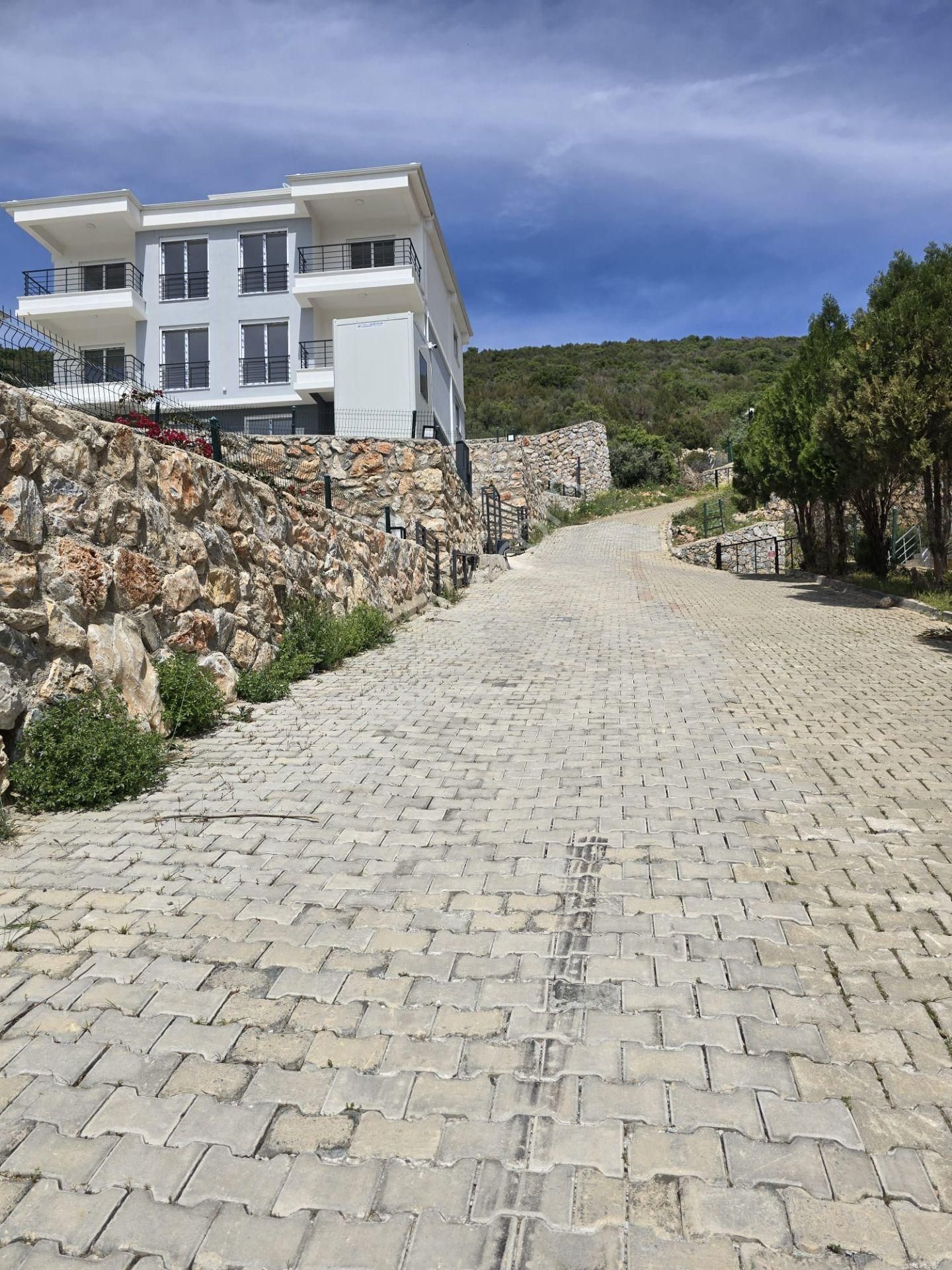 Didim Akbükte Full Deniz Manzaralı Sıfır 2+1 Daire - Görsel 3