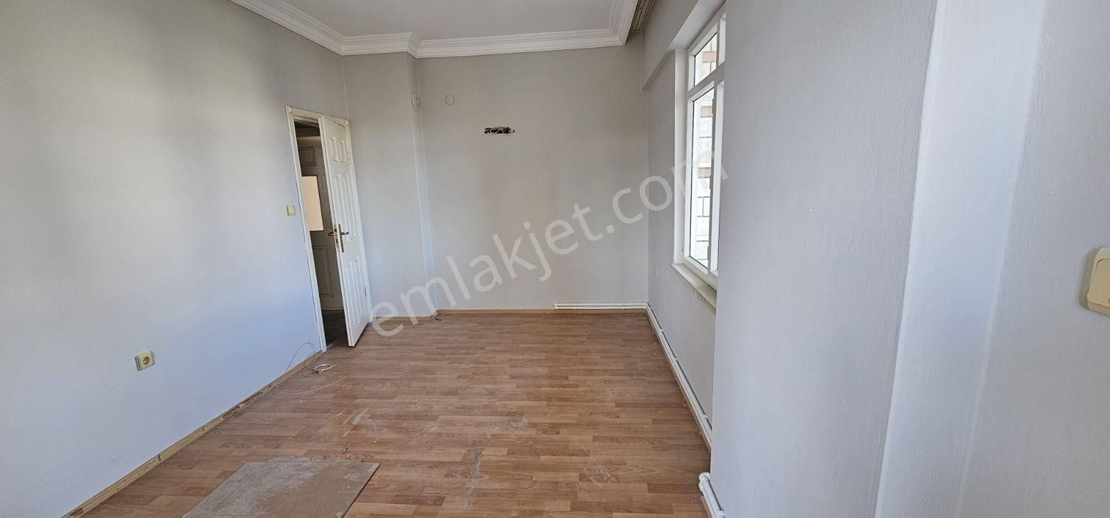 Liman Da Ara Kat 3+1 Doğalgazlı Ayrımutfaklı Kiralık - Görsel 4