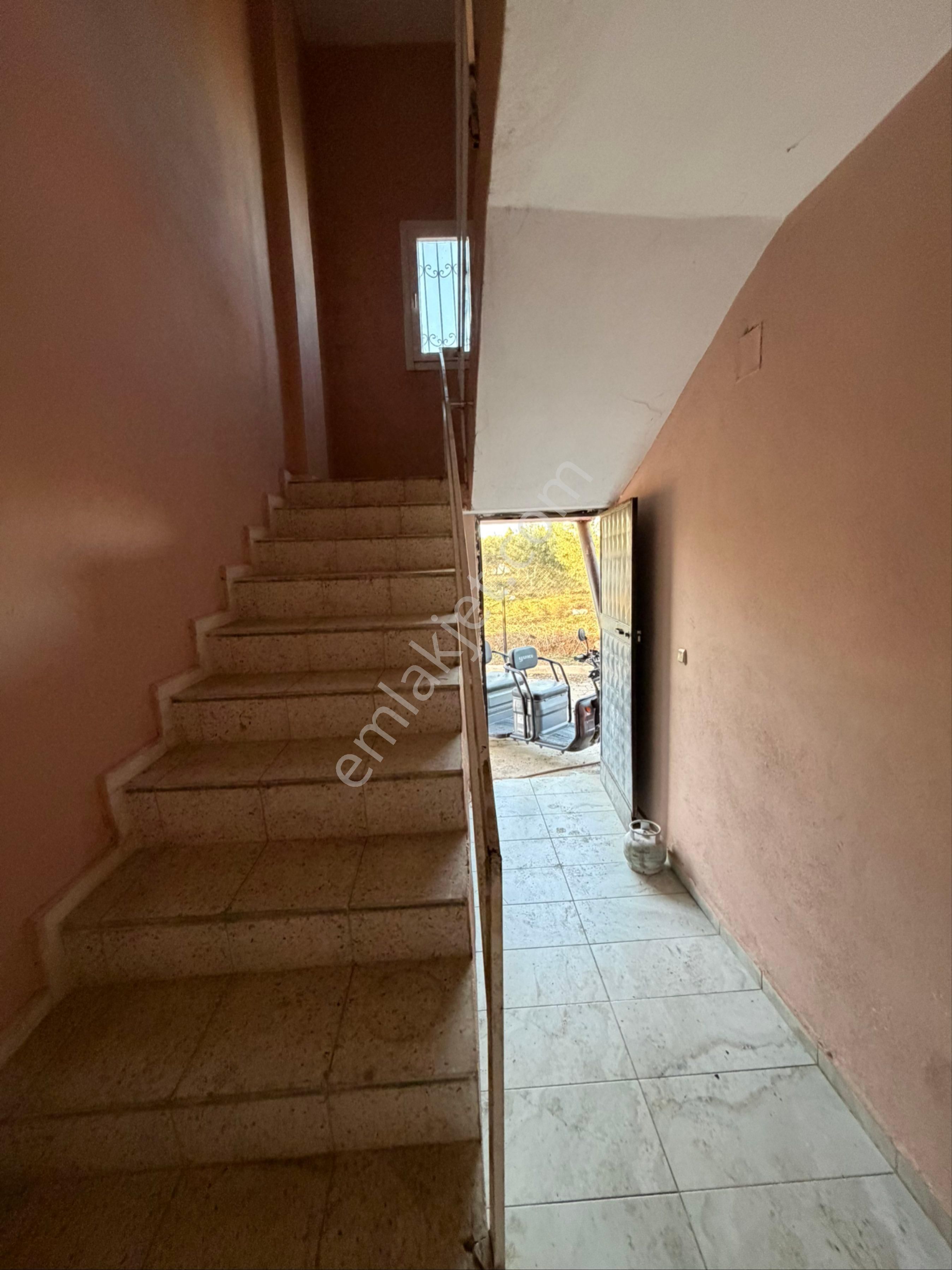 Dörtler Araplar Köyünün En Tepesinde Ful Göl Doğa Manzaralı Müstakil Ev - Görsel 17