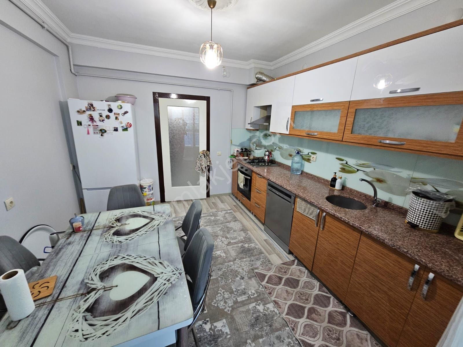 Başak Mah Yonca Market Yakını 4+1 Çift Banyo Asansörlü - Görsel 33