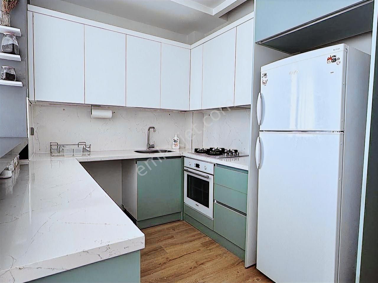 Hcl'den Lüx Eşyalı 1+1/denize 600 Met/mezitli/tece Satılık Daire