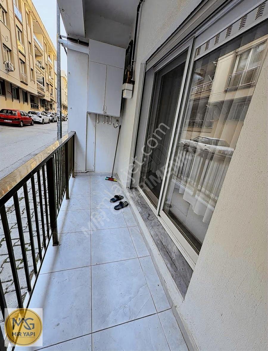 *mir'den Gaziemir Meydanda 77m² Eşyalı Doğalgazlı 1+1 Daire* - Görsel 9