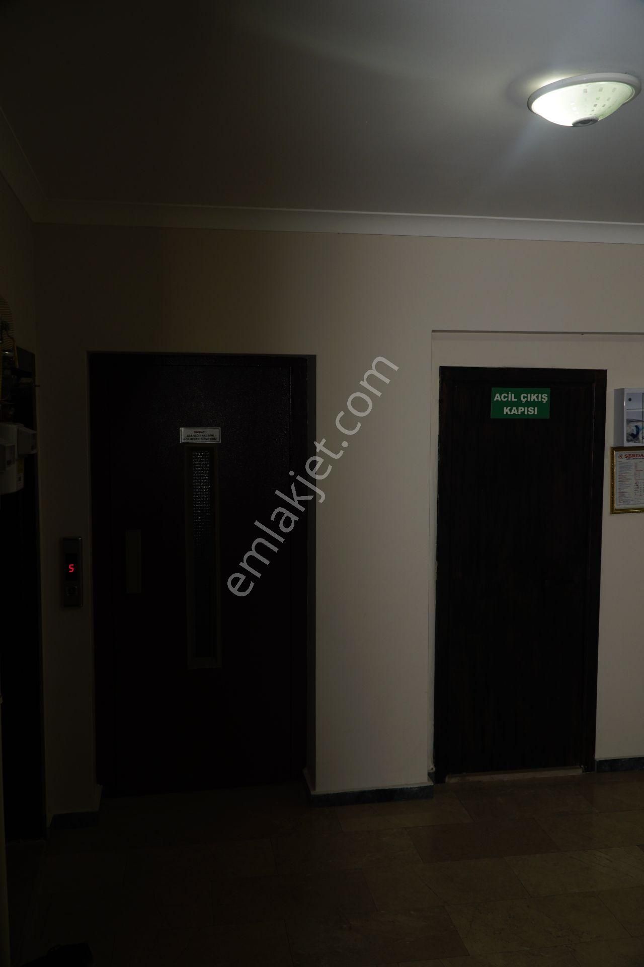 Çukurcayır Mahallesinde Satlık Lüx Daire - Görsel 23