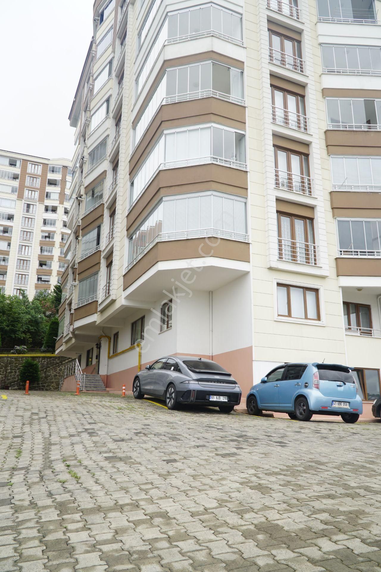 Çukurcayır Mahallesinde Satlık Lüx Daire - Görsel 26