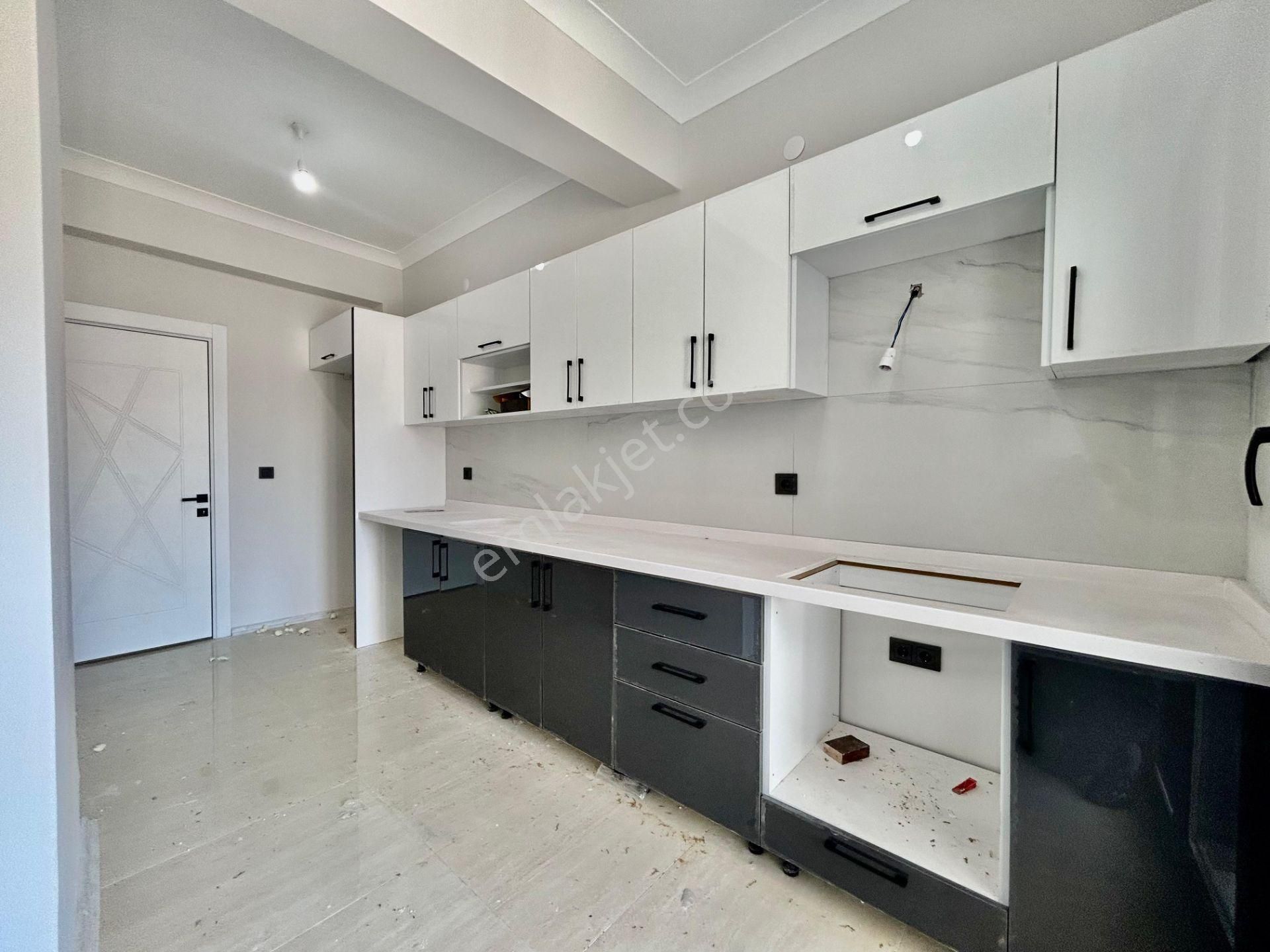 Yüksel'den Satılık Kadıköyde Ayrı Mutfaklı Kapalı Otoparklı Lux 2+1 Daire - Görsel 11