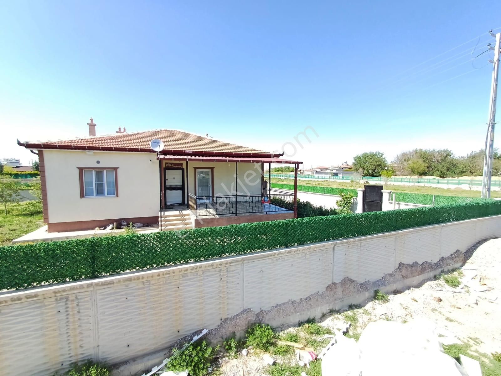 Emrah Çiftci'den Sarayönü Hatip Mah. Satılık 3+1 Bahçeli Müstakil Ev - Görsel 16