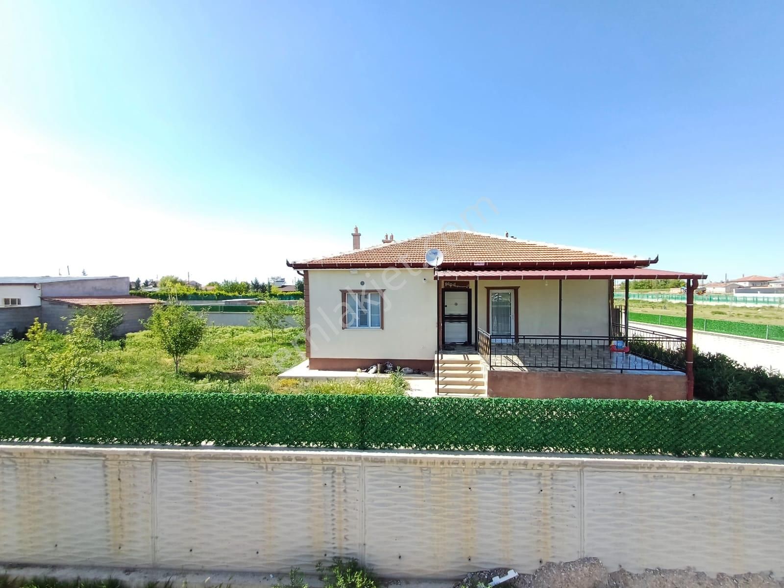 Emrah Çiftci'den Sarayönü Hatip Mah. Satılık 3+1 Bahçeli Müstakil Ev - Görsel 19