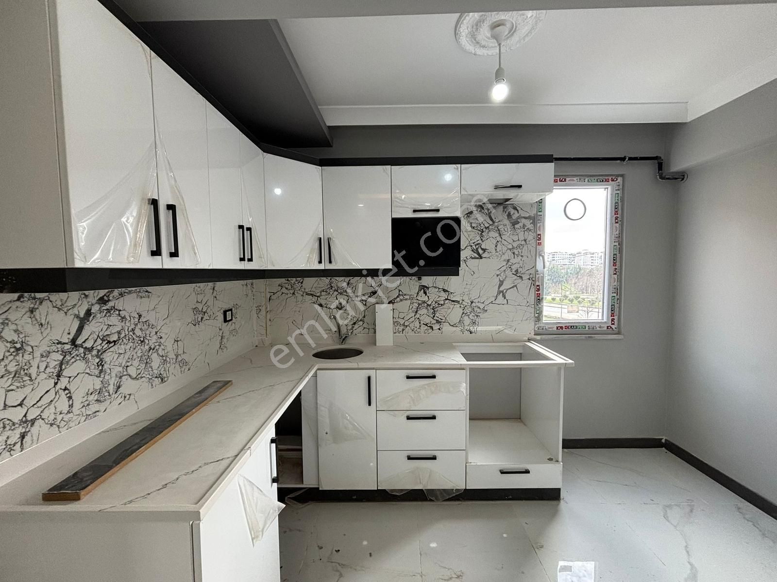 Fa Özbir'den Bağlıkta Ön Cephe Kat Mülkiyetli 2+1 Satılık Daire - Görsel 11