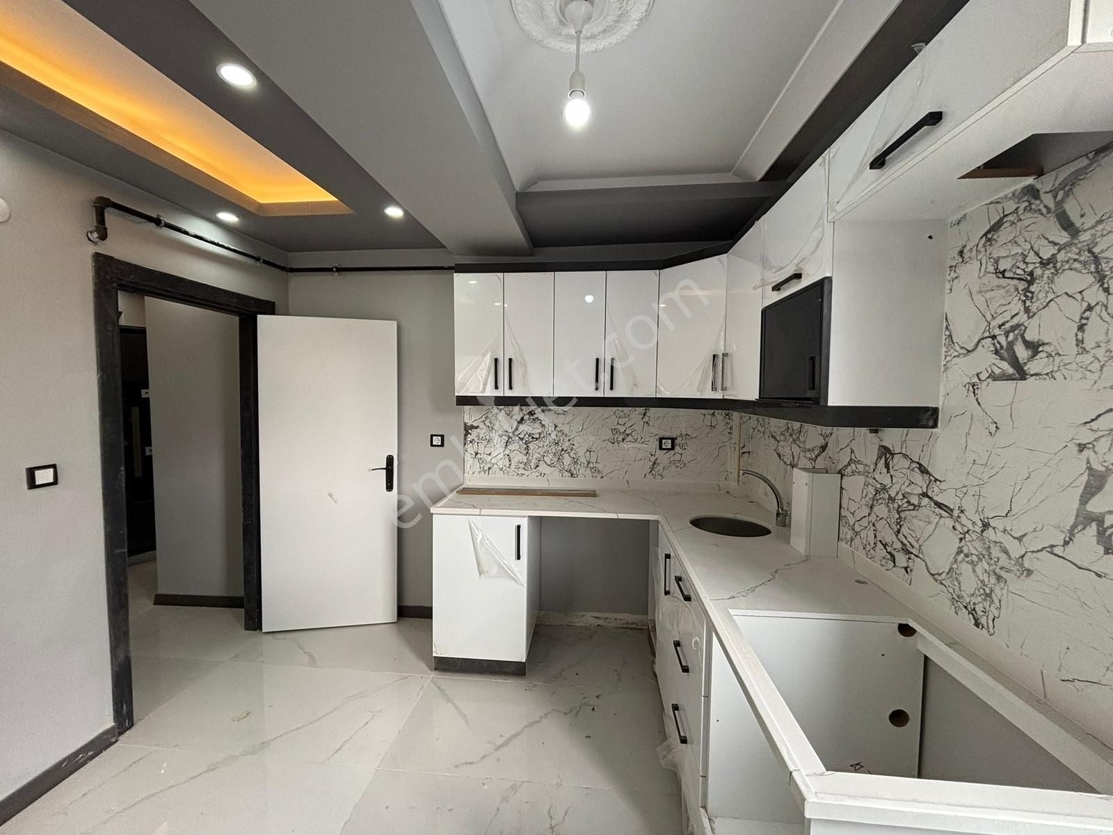 Fa Özbir'den Bağlıkta Ön Cephe Kat Mülkiyetli 2+1 Satılık Daire - Görsel 24