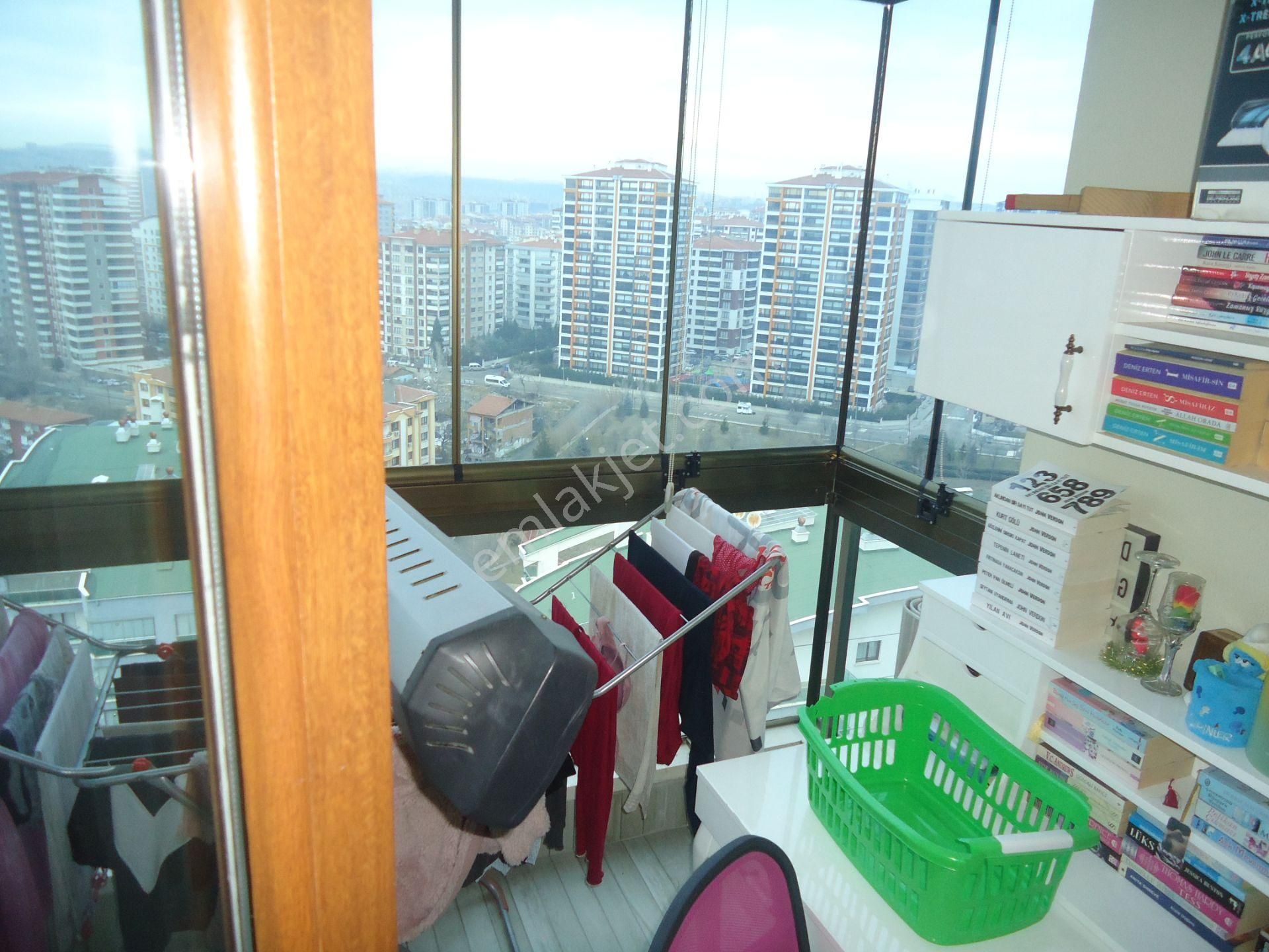 Krc'den Sitede 140m2 Net Full Yapılı Manzaralı 3+1 Daire - Görsel 26