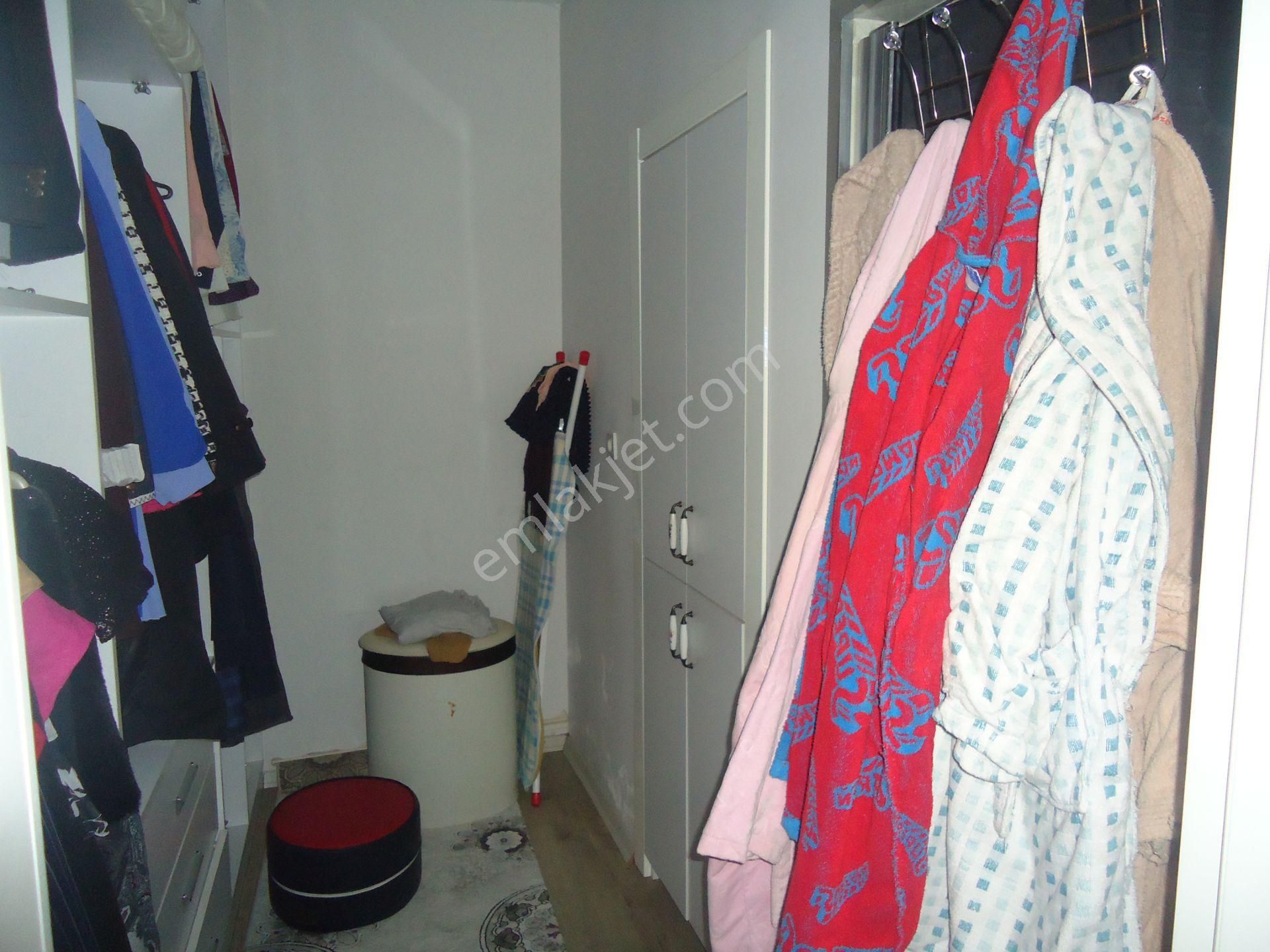 Krc'den Sitede 140m2 Net Full Yapılı Manzaralı 3+1 Daire - Görsel 22