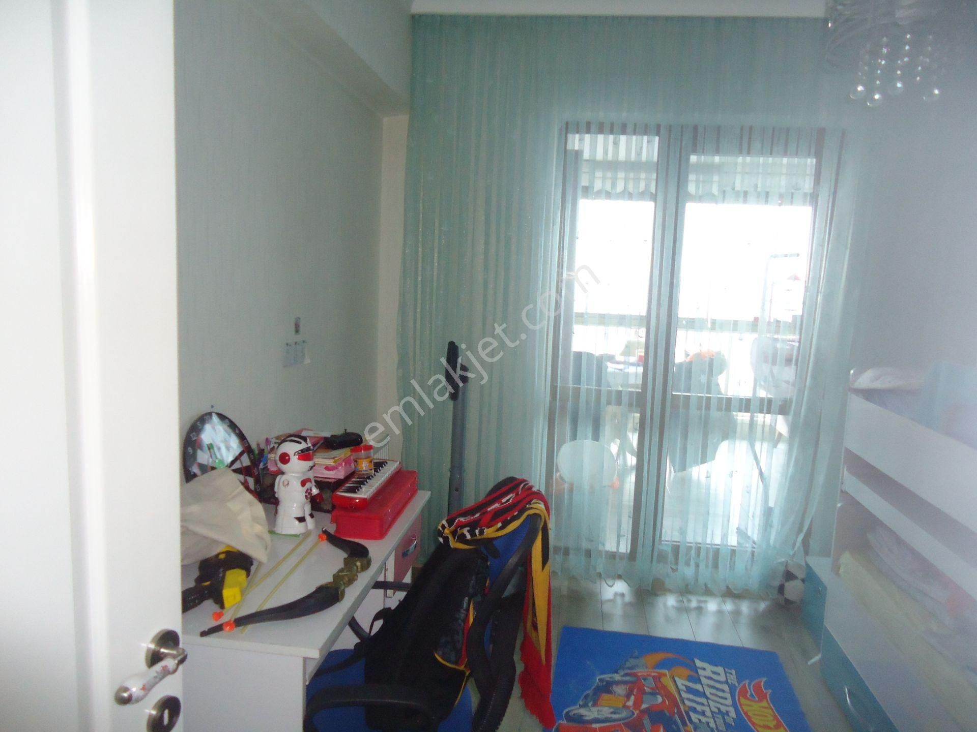 Krc'den Sitede 140m2 Net Full Yapılı Manzaralı 3+1 Daire - Görsel 19