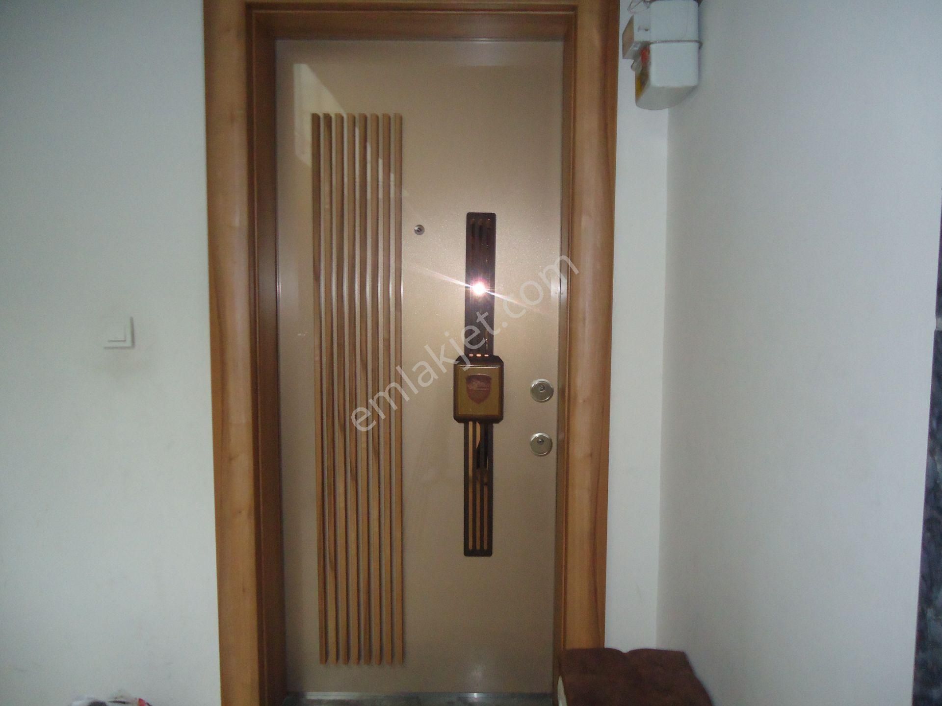 Krc'den Sitede 140m2 Net Full Yapılı Manzaralı 3+1 Daire - Görsel 3