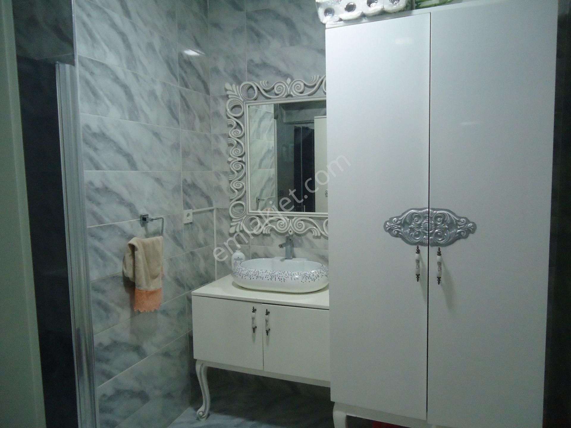 Krc'den Sitede 140m2 Net Full Yapılı Manzaralı 3+1 Daire - Görsel 13