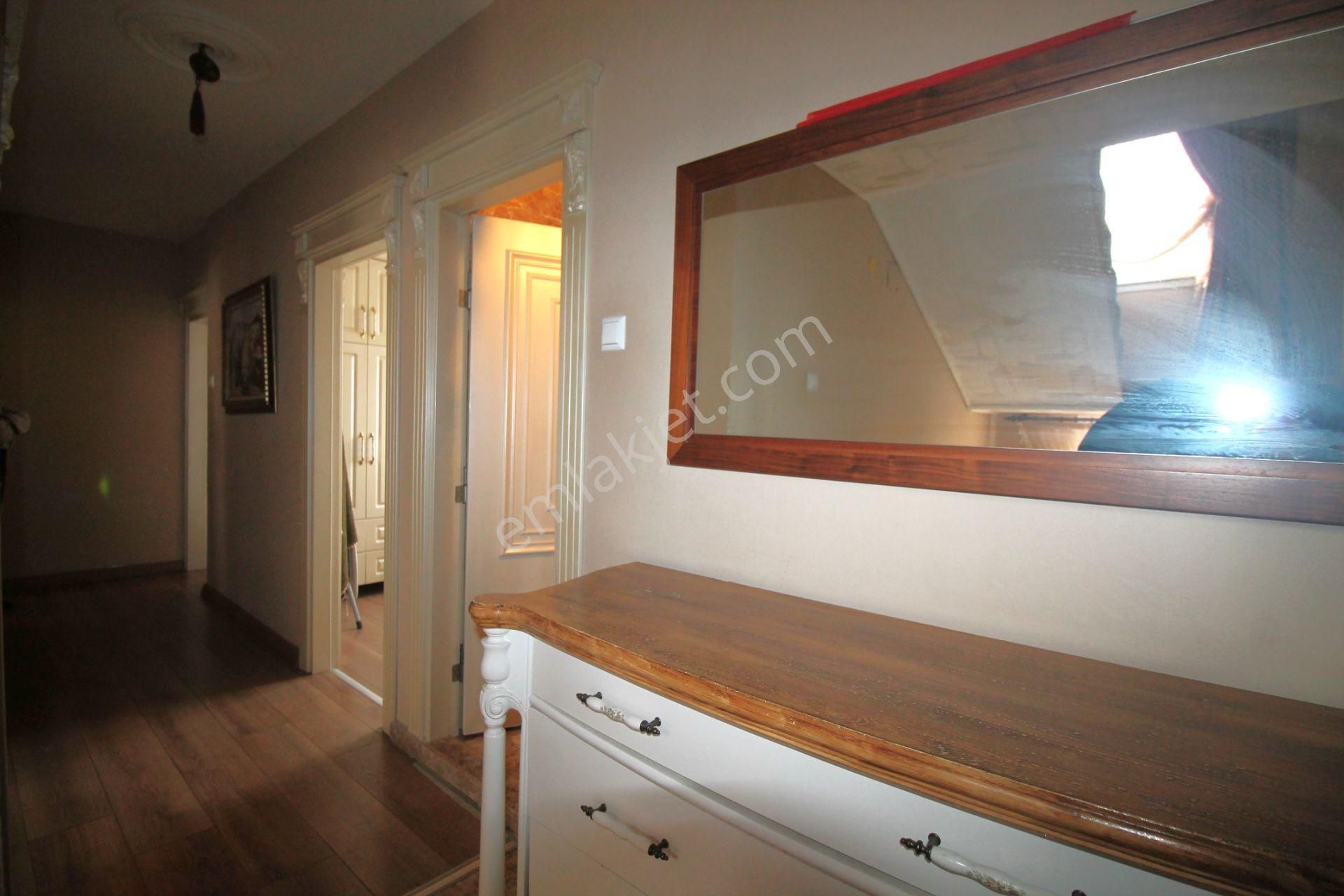 Retro’dan H.okan Merzeci Mah’de Nezih Dubleks B.mutfak 4+1 - Görsel 20