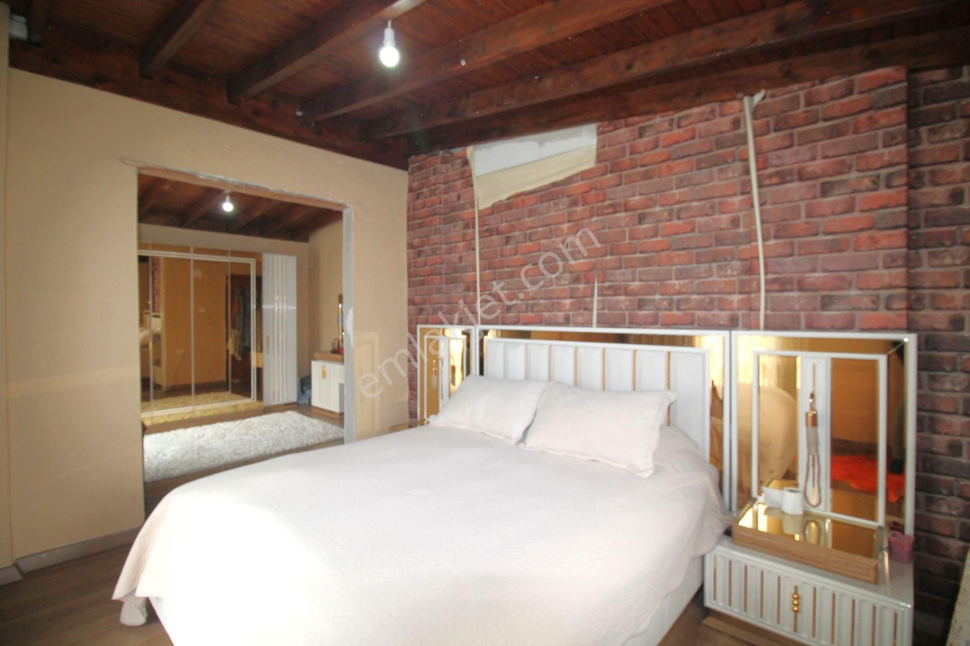 Retro’dan H.okan Merzeci Mah’de Nezih Dubleks B.mutfak 4+1 - Görsel 8