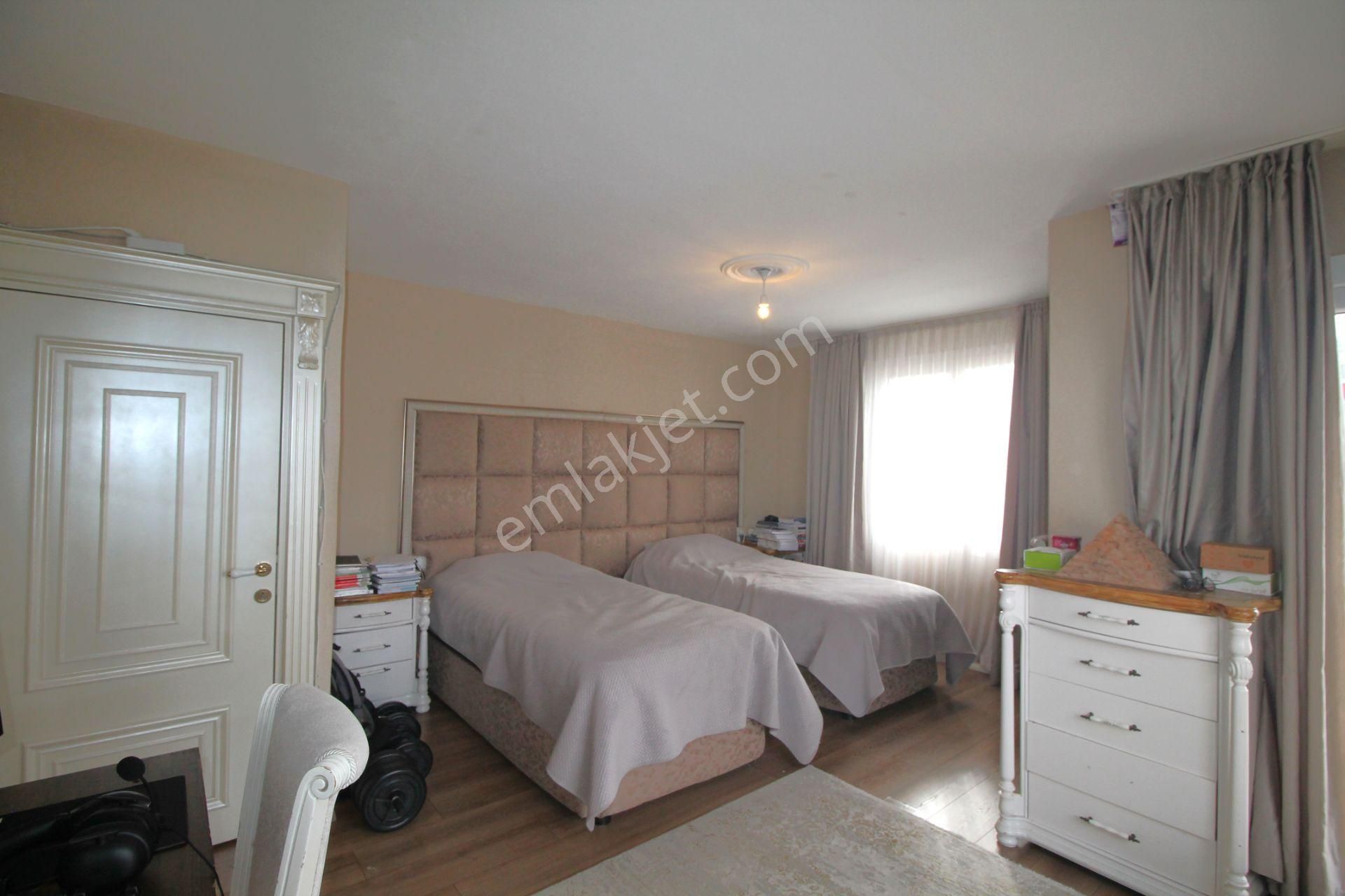 Retro’dan H.okan Merzeci Mah’de Nezih Dubleks B.mutfak 4+1 - Görsel 7