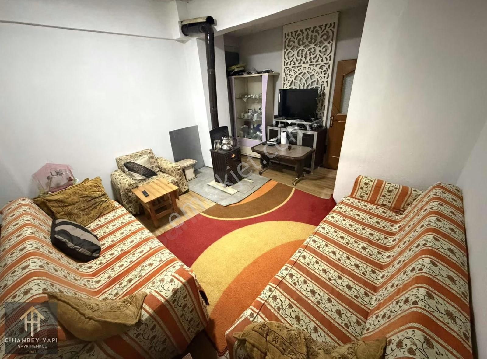 Samandıra'da Müstakil Girişli 2+1 Daire Ön Cephe Kombili - Görsel 11