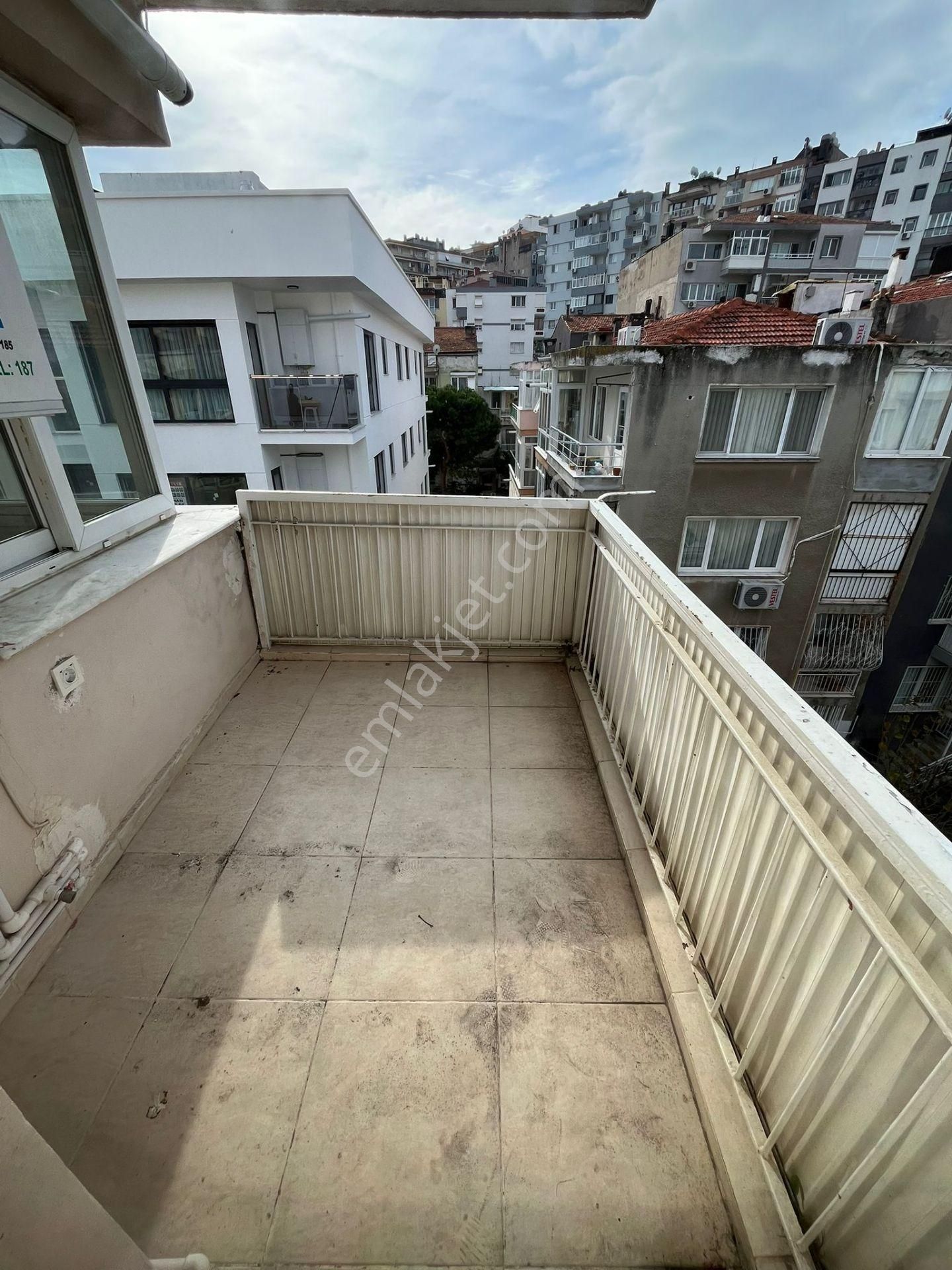 Asil'den Poligonda Cadde Yakını Bakımlı 3+1 Köşe Daire - Görsel 5