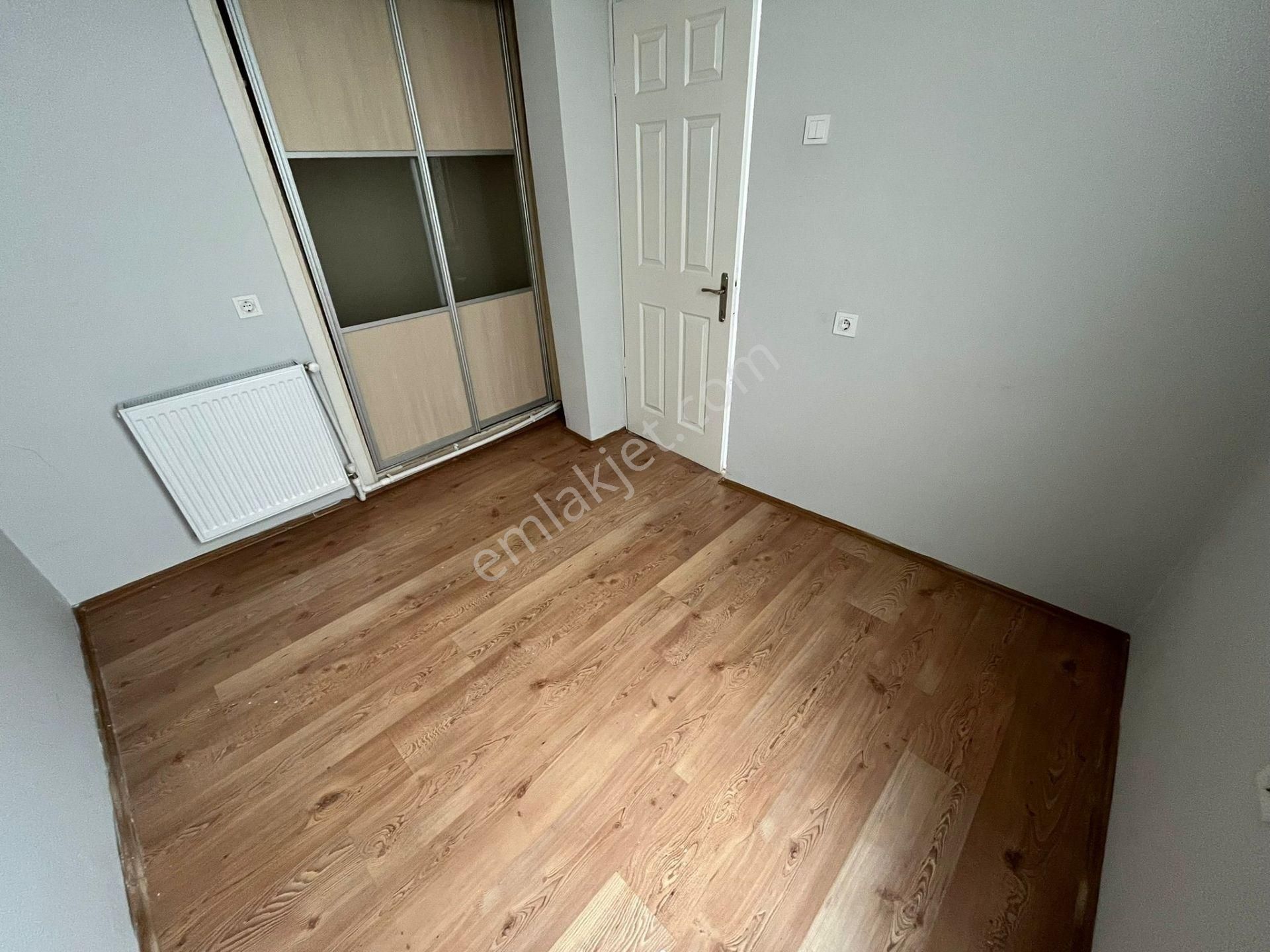 Asil'den Poligonda Cadde Yakını Bakımlı 3+1 Köşe Daire - Görsel 21