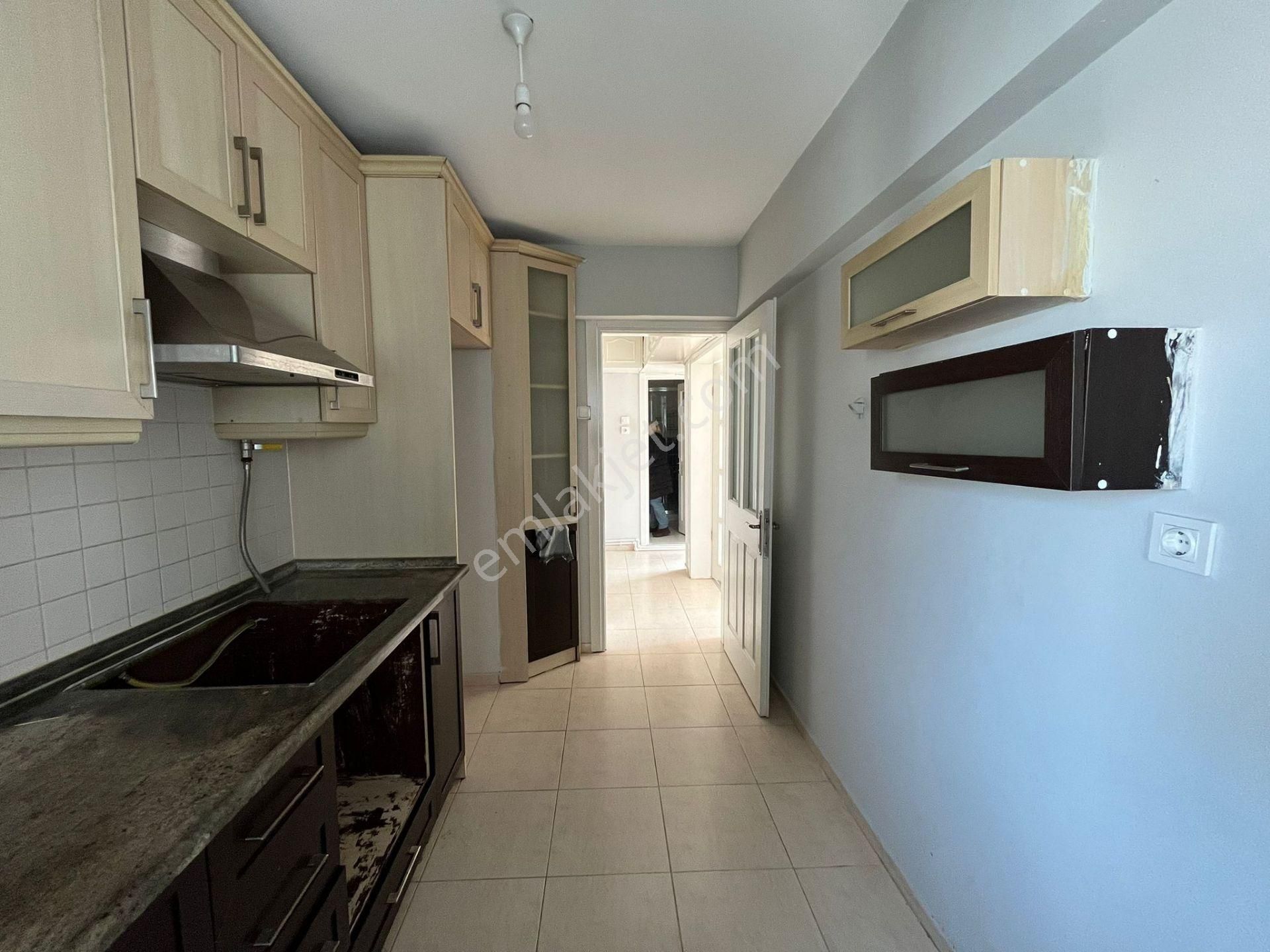 Asil'den Poligonda Cadde Yakını Bakımlı 3+1 Köşe Daire - Görsel 10