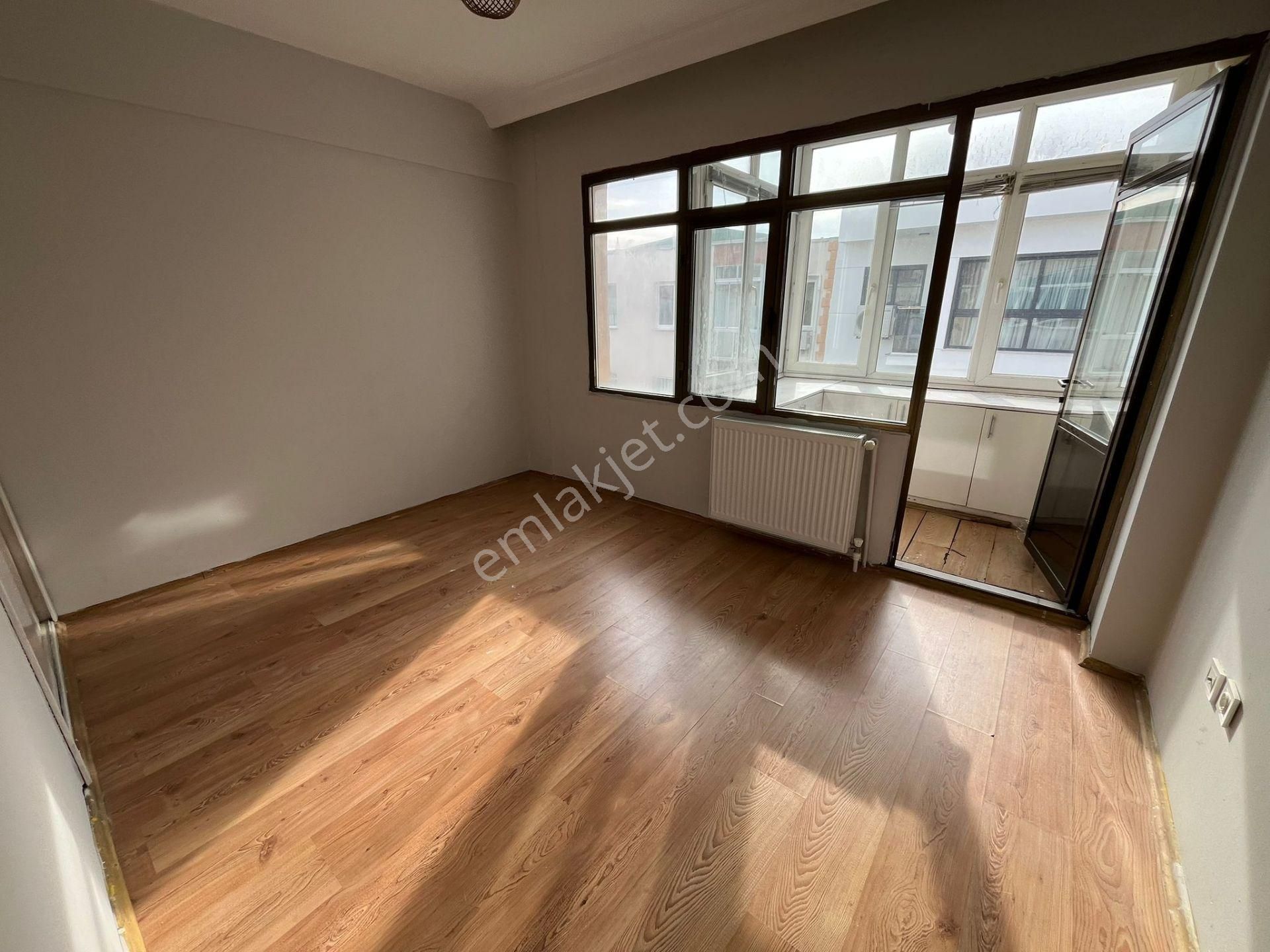 Asil'den Poligonda Cadde Yakını Bakımlı 3+1 Köşe Daire - Görsel 12