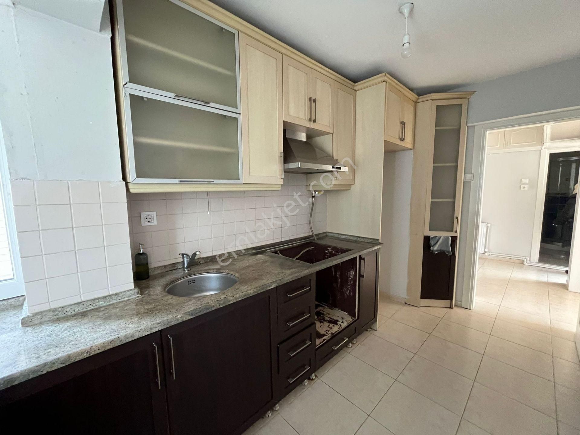 Asil'den Poligonda Cadde Yakını Bakımlı 3+1 Köşe Daire - Görsel 11