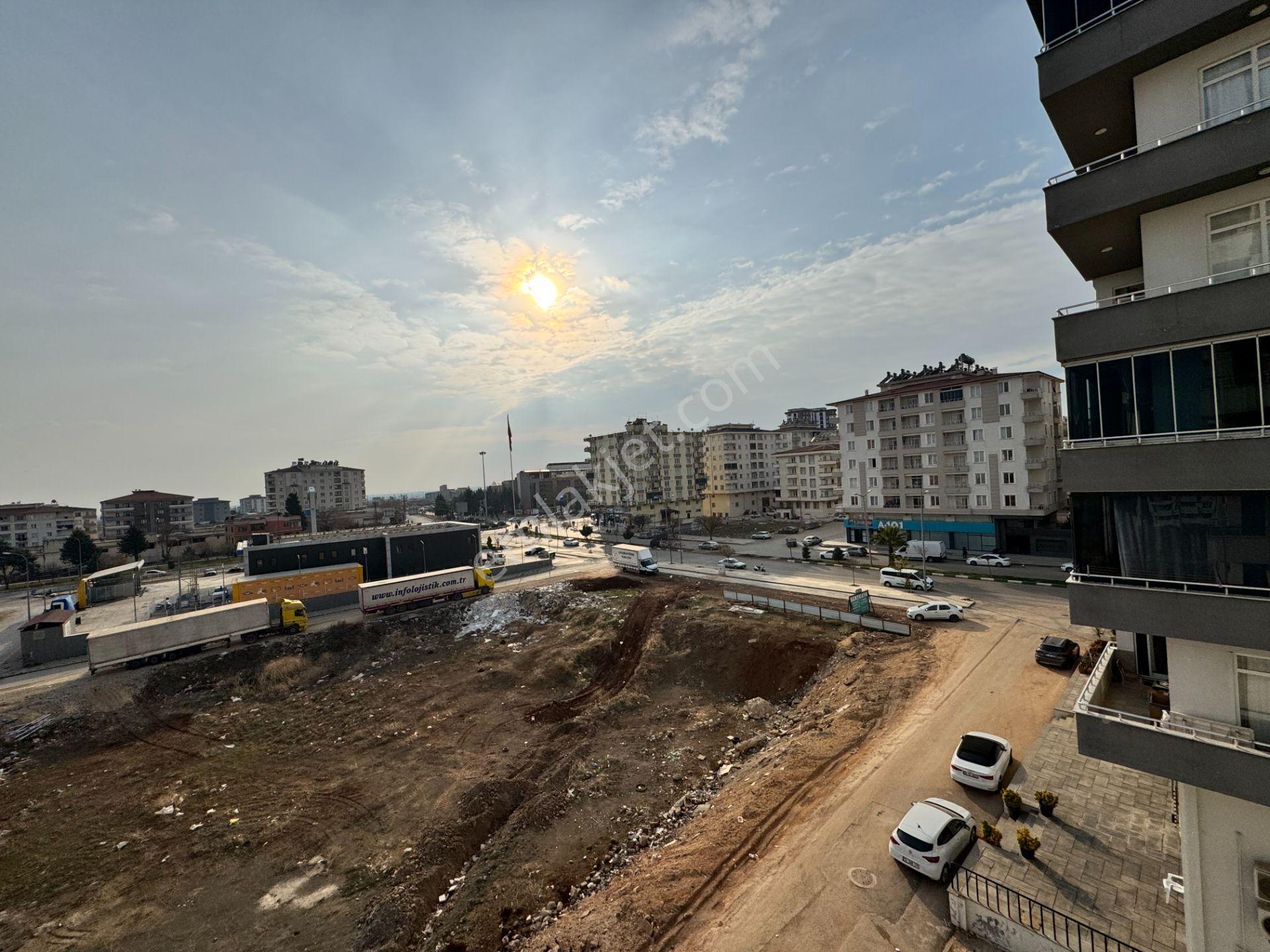 Babil Emlaktn Satlık Cadde Üzeri Güneybatı Köşe 2+1 Stüdyo Daire - Görsel 17