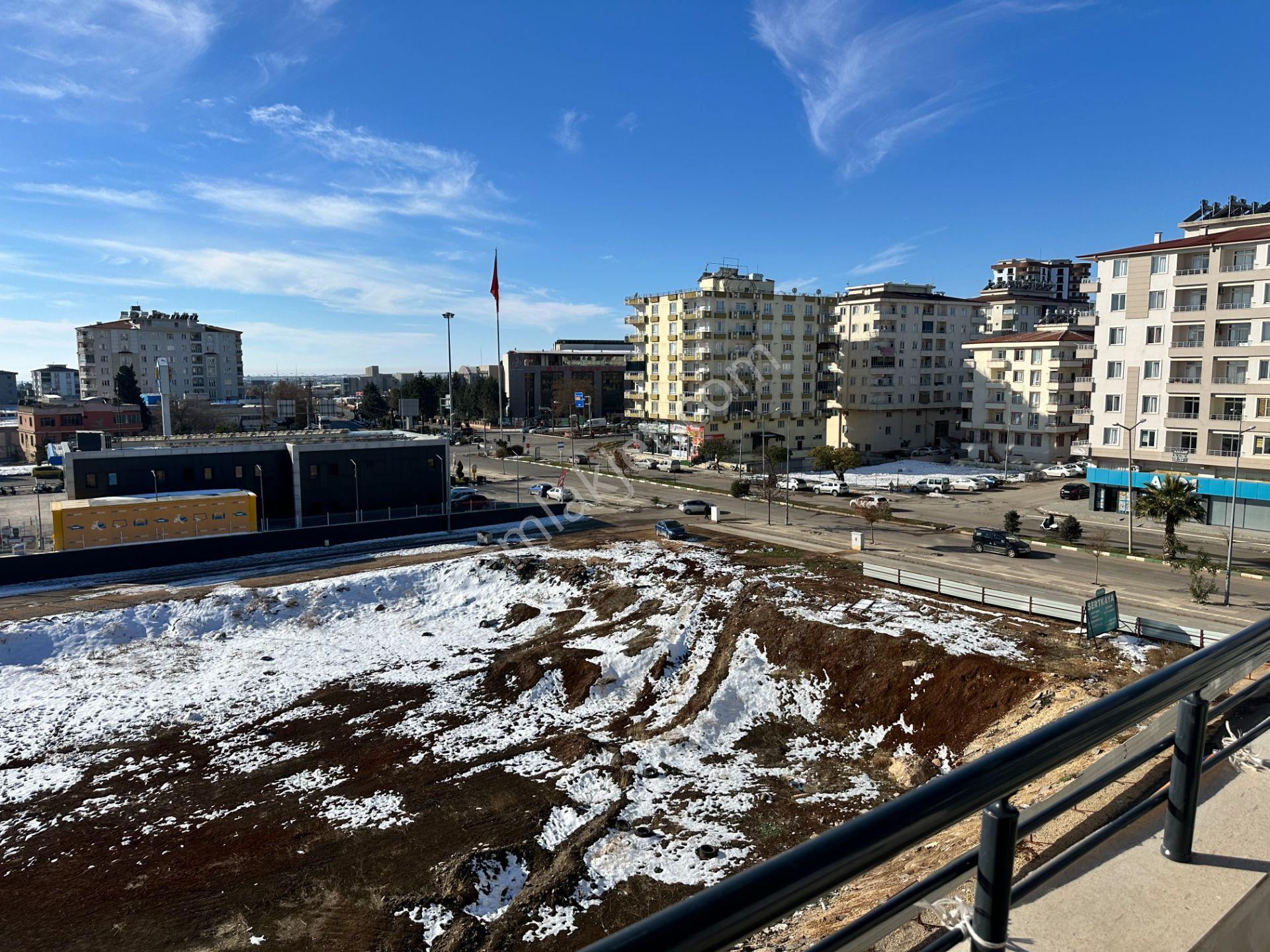 Babil Emlaktn Satlık Cadde Üzeri Güneybatı Köşe 2+1 Stüdyo Daire - Görsel 14
